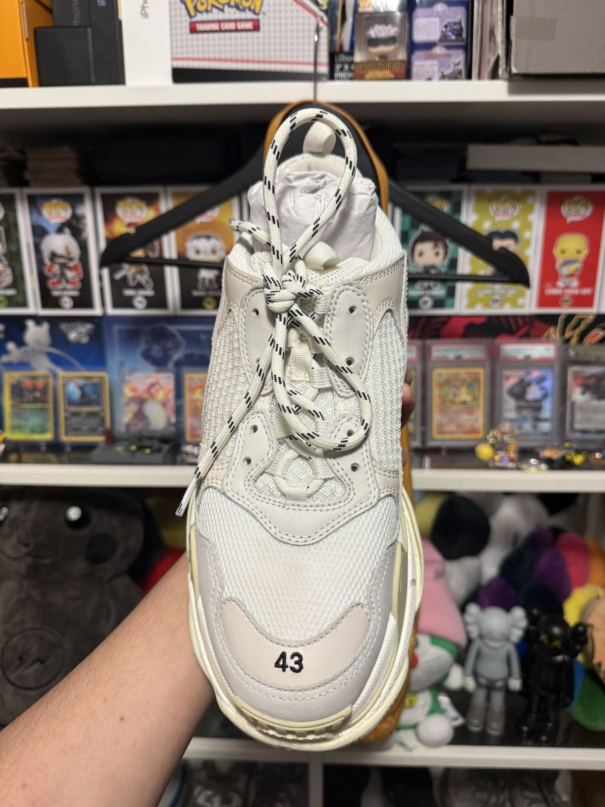 Balenciaga Balenciaga Triple S Cream White 43 Size US 9 / EU 42 - 2 Thumbnail