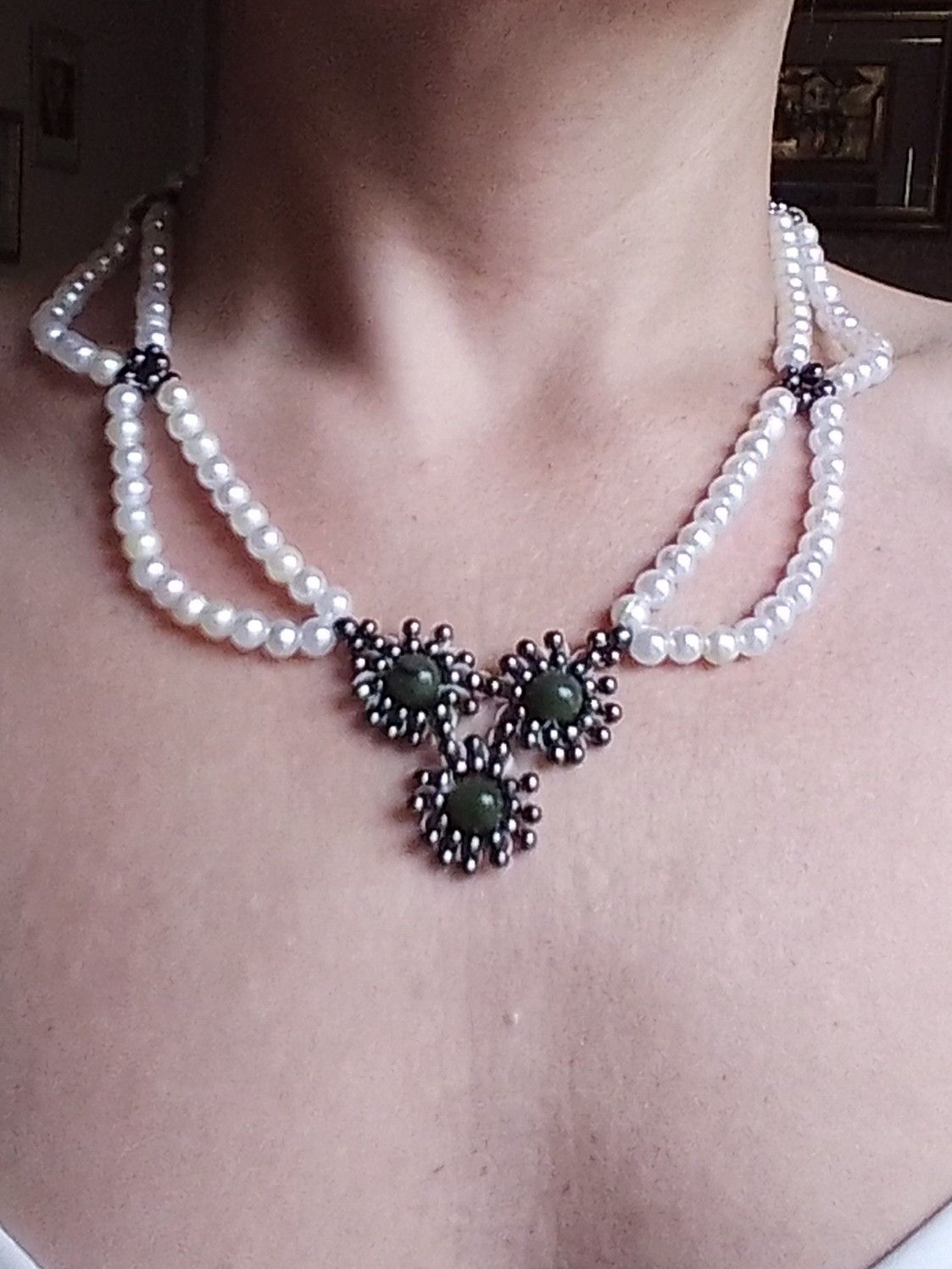 Handmade Pearls necklace Vintage style Green natural jade gemstones Size ONE SIZE - 2 Thumbnail