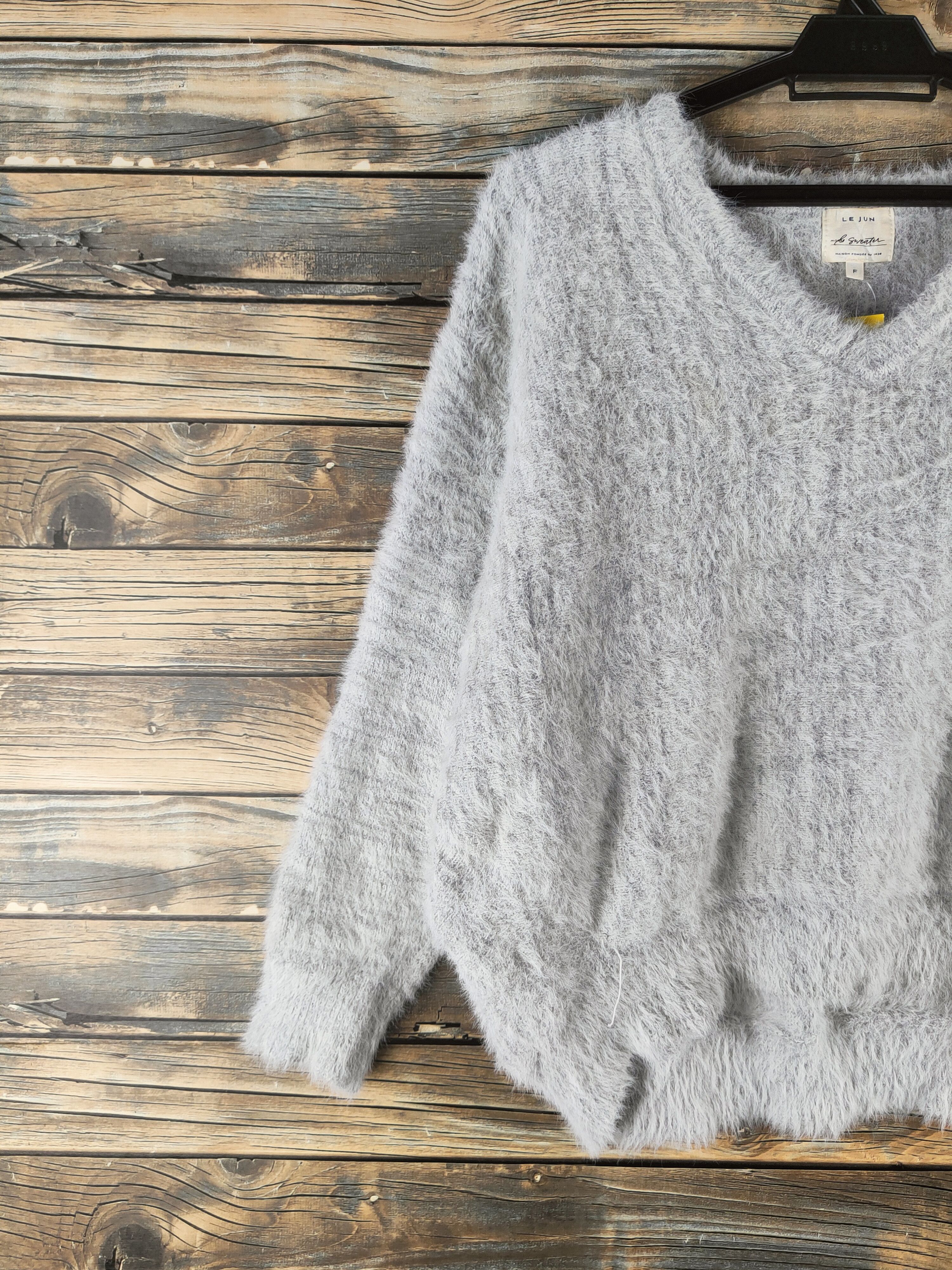 Japanese Brand DL Lejun Gray Fur shaggy Mohair Knitwear #46-967 Size M / US 6-8 / IT 42-44 - 3 Thumbnail