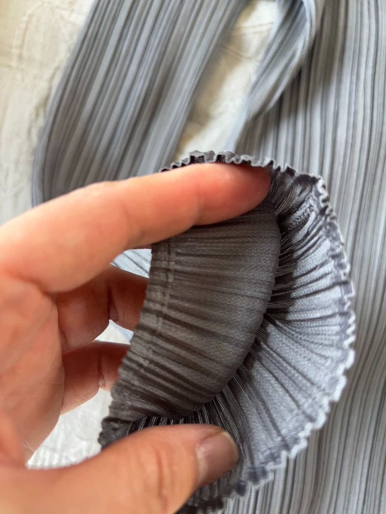Issey Miyake Issey Miyake Grey pleated shirt Size M / US 6-8 / IT 42-44 - 5 Thumbnail