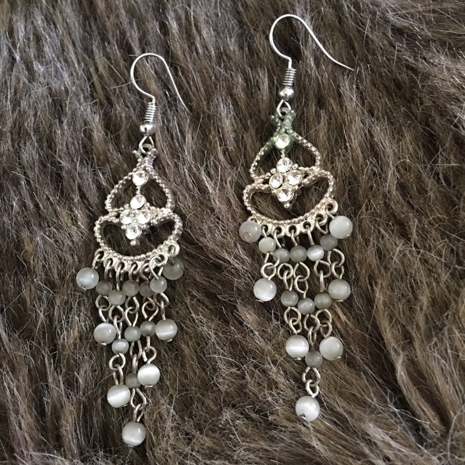 Vintage Vintage moon stone rhinestone chandelier earrings Size ONE SIZE - 4 Thumbnail