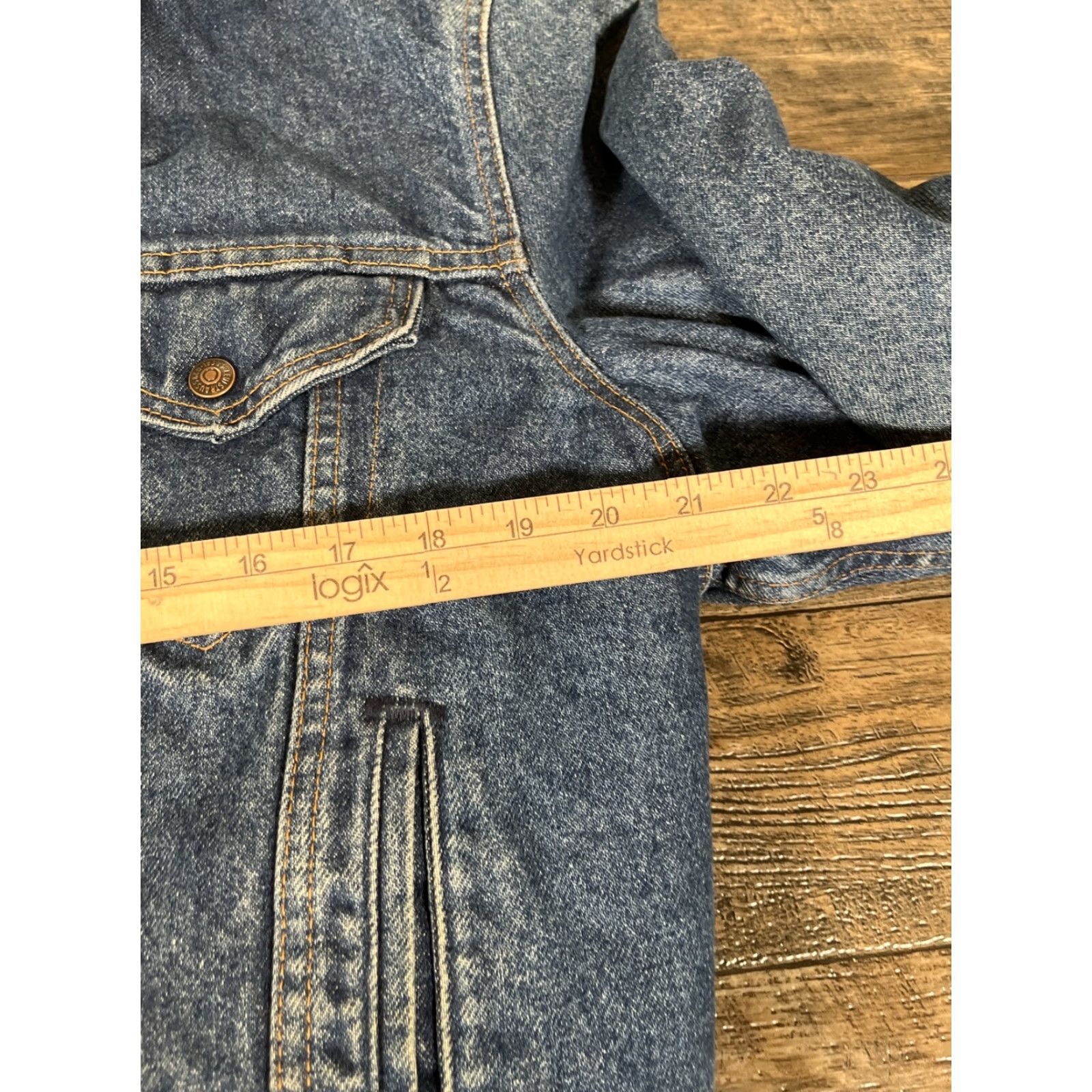 Levi's VINTAGE Levi's Trucker Jacket Men 46 REG Blue Sherpa Lined Denim USA Made San Francisco 80s Size US S / EU 44-46 / 1 - 5 Thumbnail