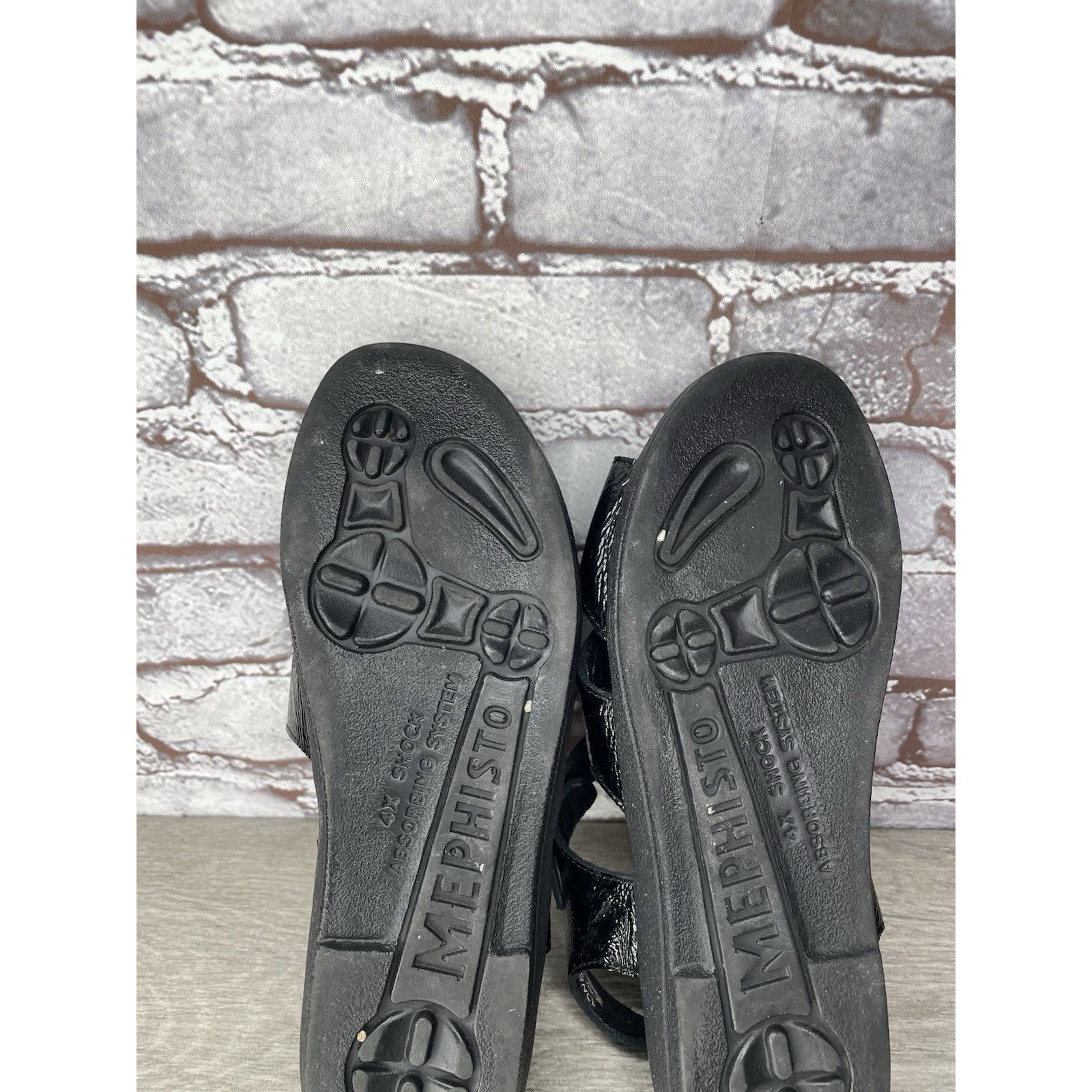 Mephisto Mephisto Black Patent Leather Strappy Low Wedge Sandals Wome Size US 10 / IT 40 - 7 Thumbnail