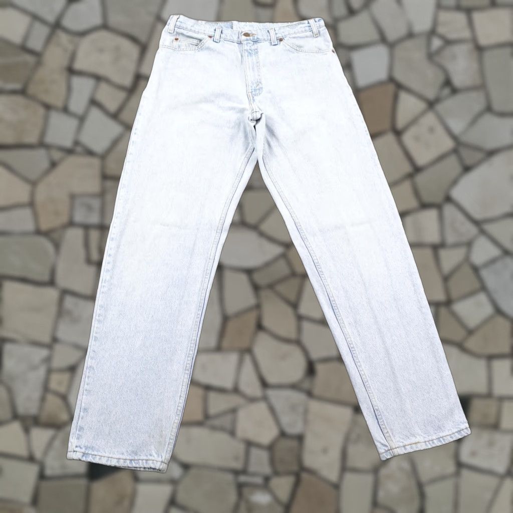 Levi's VINTAGE Levi's Jeans Mens 33x32 Blue Denim 550 Orange Tab Relaxed Fit Tapered 90s Size US 33 - 1 Thumbnail