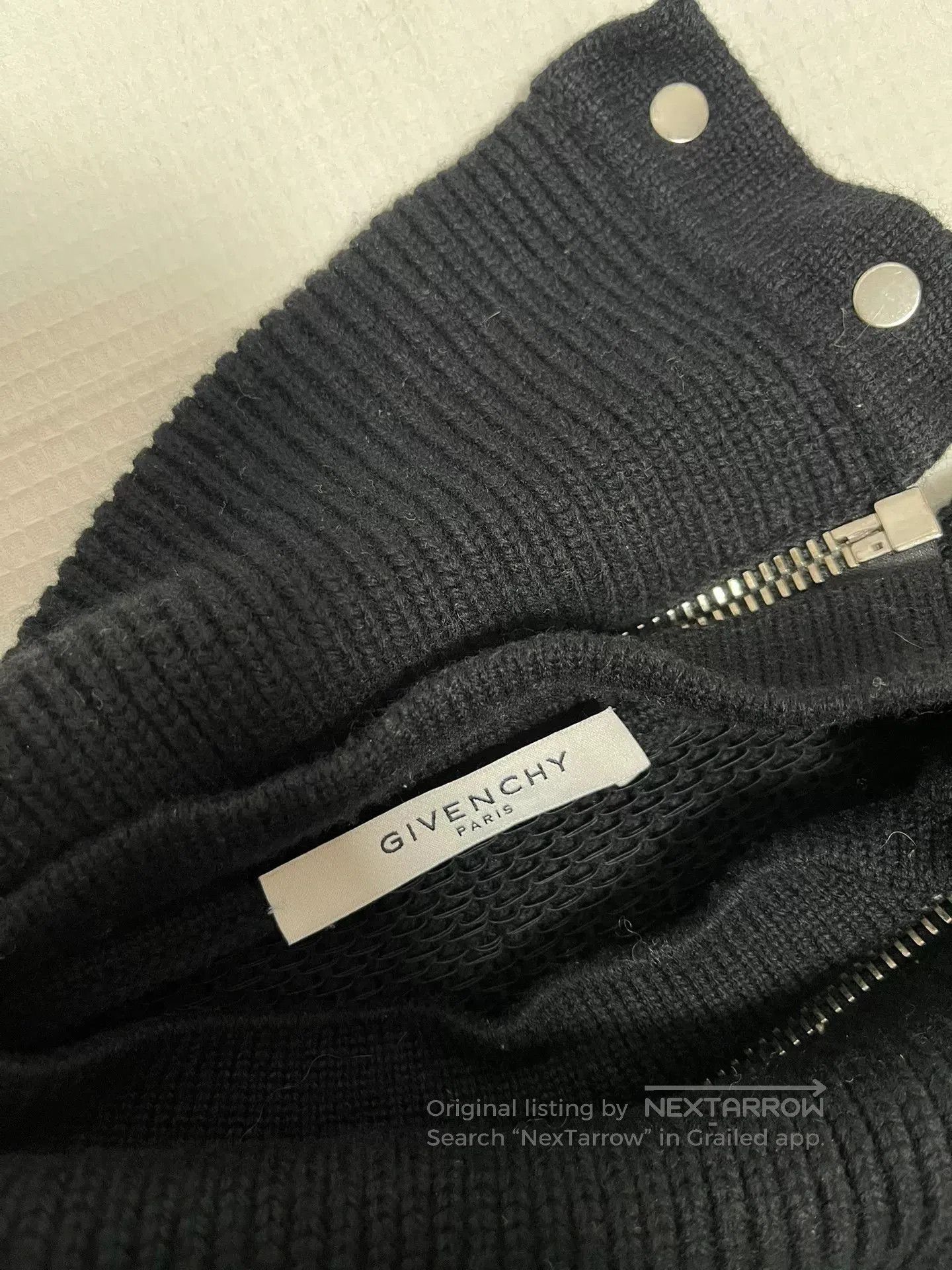 Givenchy Givenchy Zipper Snap Button Sweater L. Size US L / EU 52-54 / 3 - 3 Thumbnail