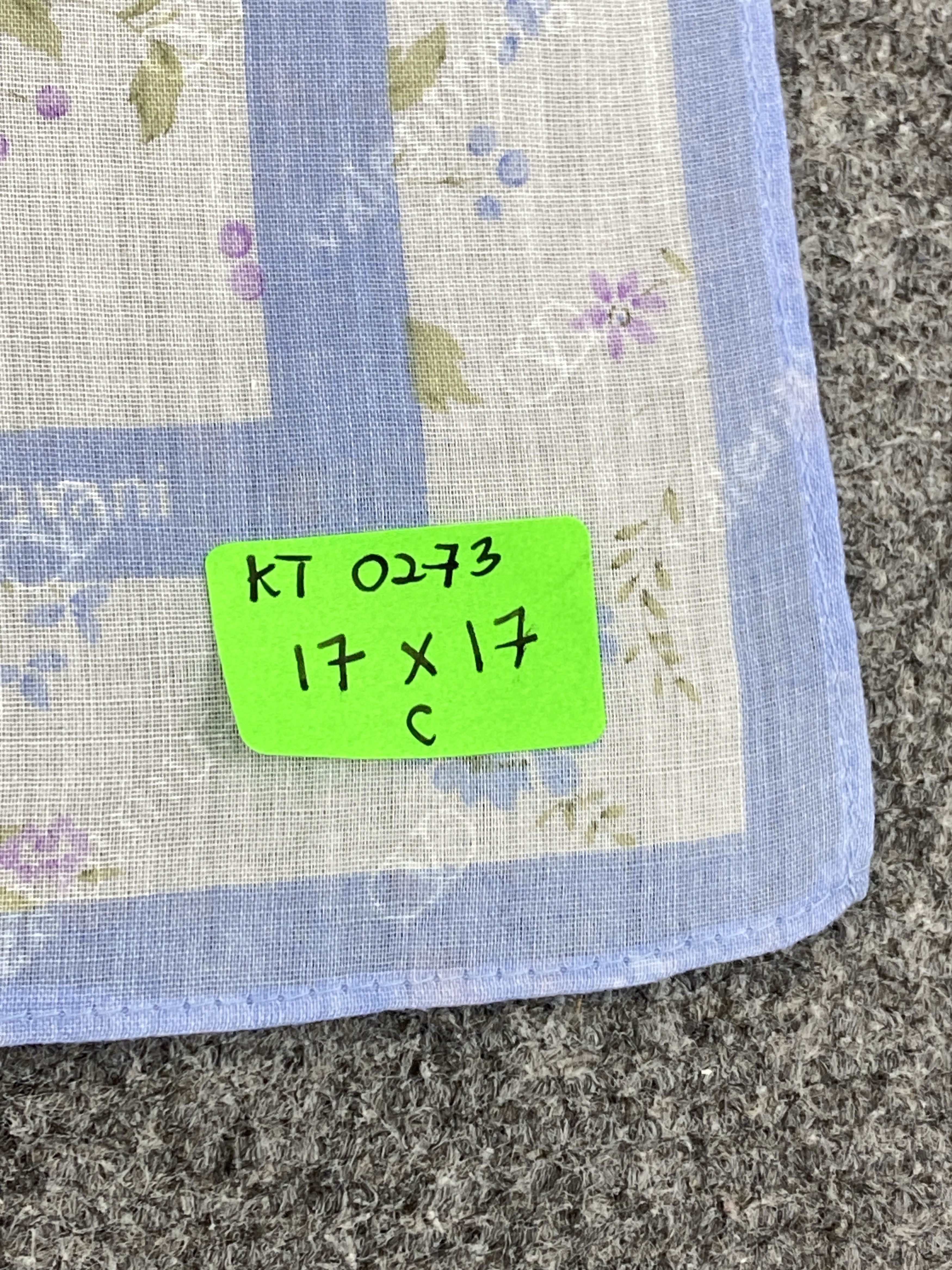 Valentino Valentino Garavani Handkerchief / Neckerchief KT0273 Size ONE SIZE - 7 Thumbnail