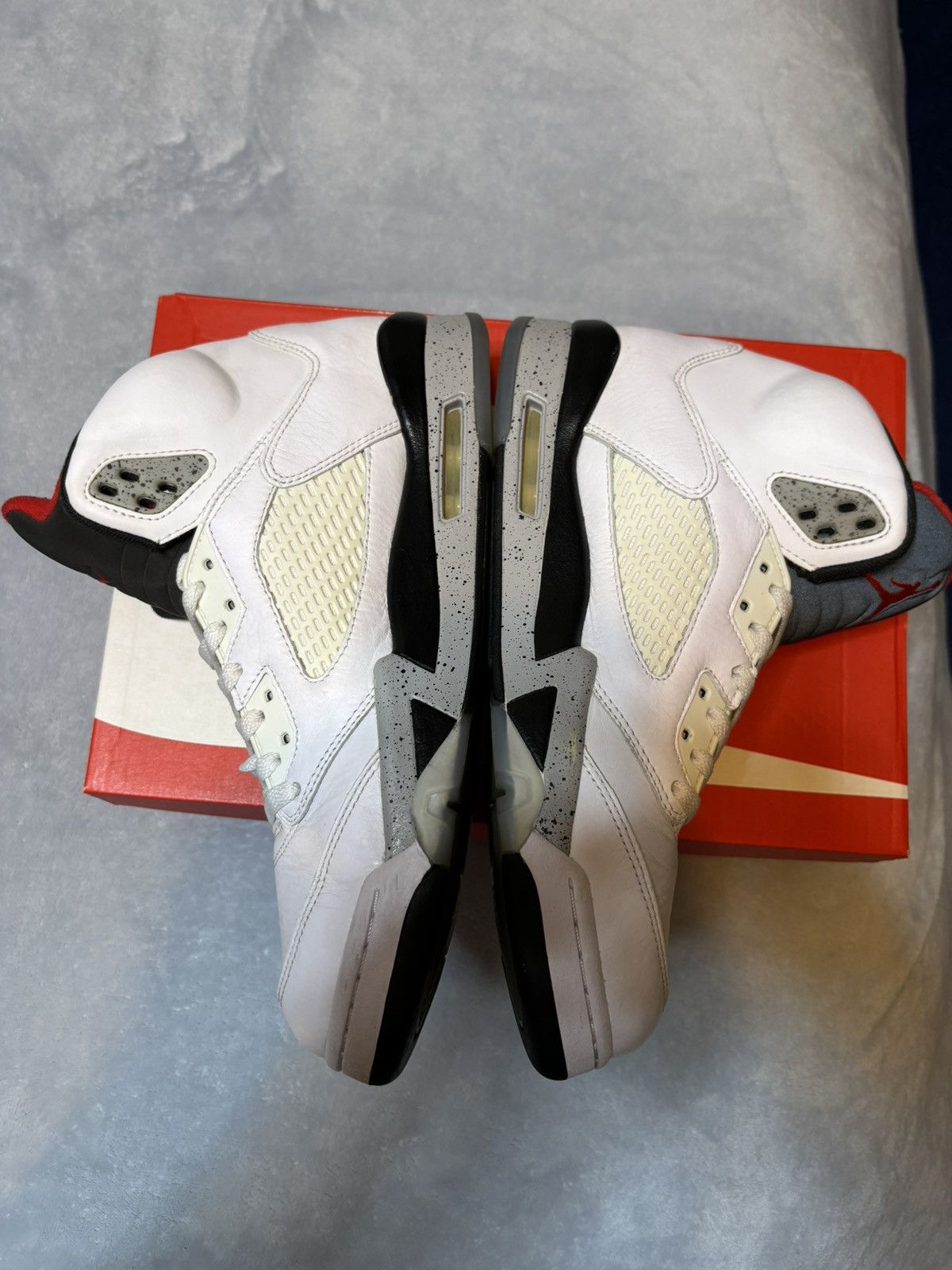Jordan Brand Air Jordan 5 Retro White Cement 2017 Size 10 Size US 10 / EU 43 - 4 Thumbnail