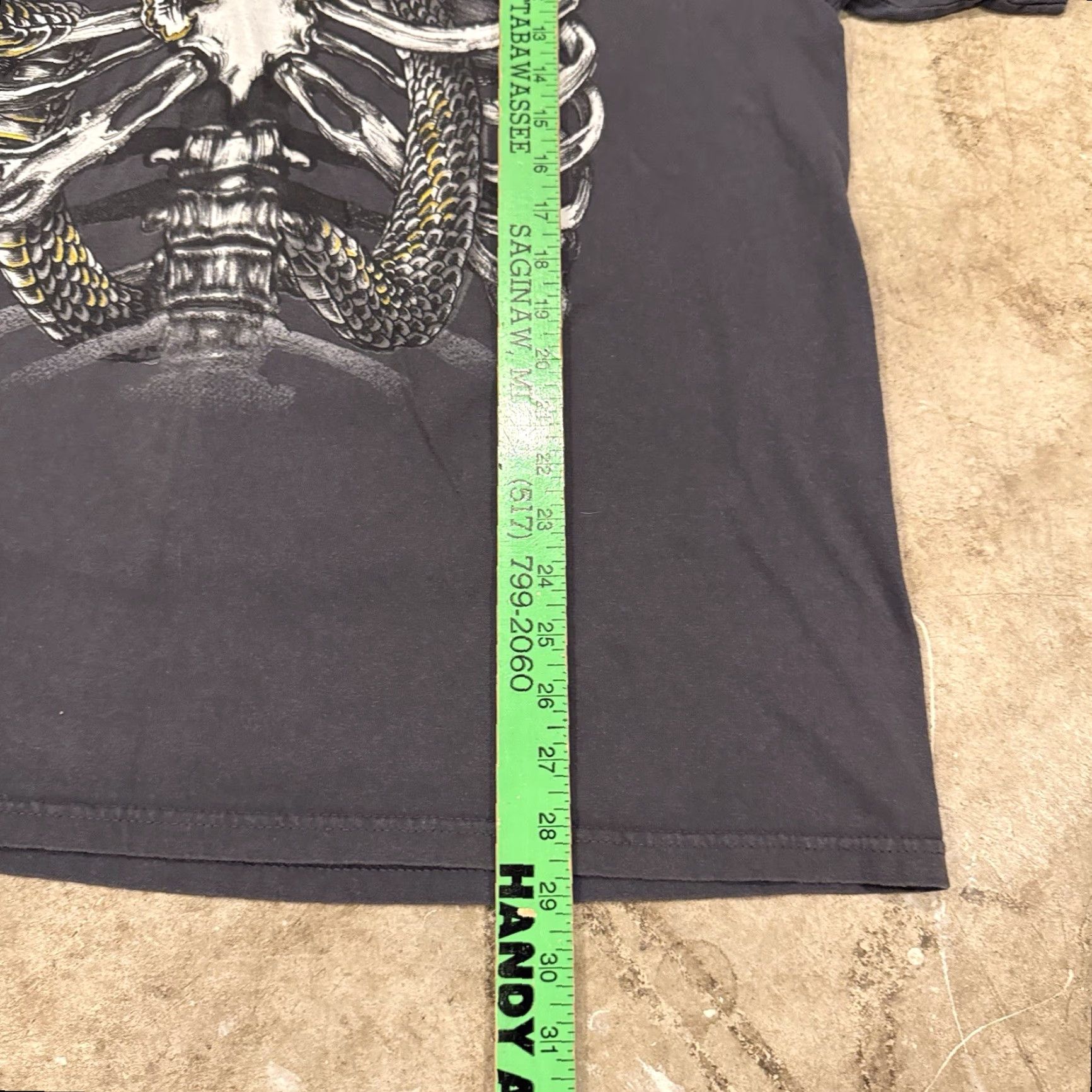 Vintage VINTAGE Y2K Streetwear Mens L Faded Skeleton Snake T-Shirt Size US L / EU 52-54 / 3 - 7 Thumbnail