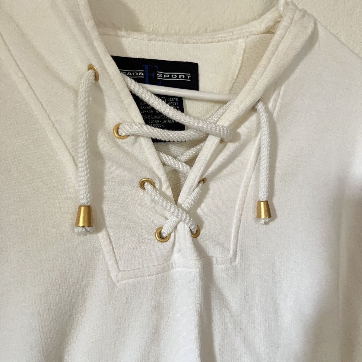Escada Sport Vintage Escada Sport Lace-Up Hoodie White Gold Trim Size M / US 6-8 / IT 42-44 - 2 Thumbnail