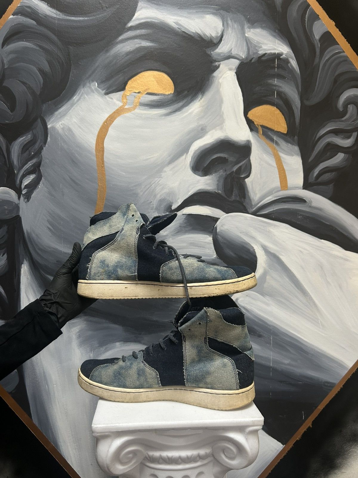 Designer denim jordan’s Size US 10.5 / EU 43-44 - 4 Thumbnail