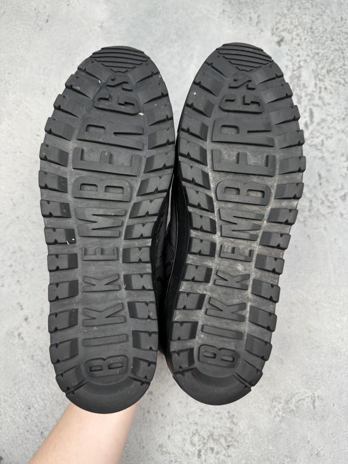 Dirk Bikkembergs Vintage Bikkembergs Black Sneakers Bold Logo Rare Design Size US 8 / EU 41 - 7 Thumbnail