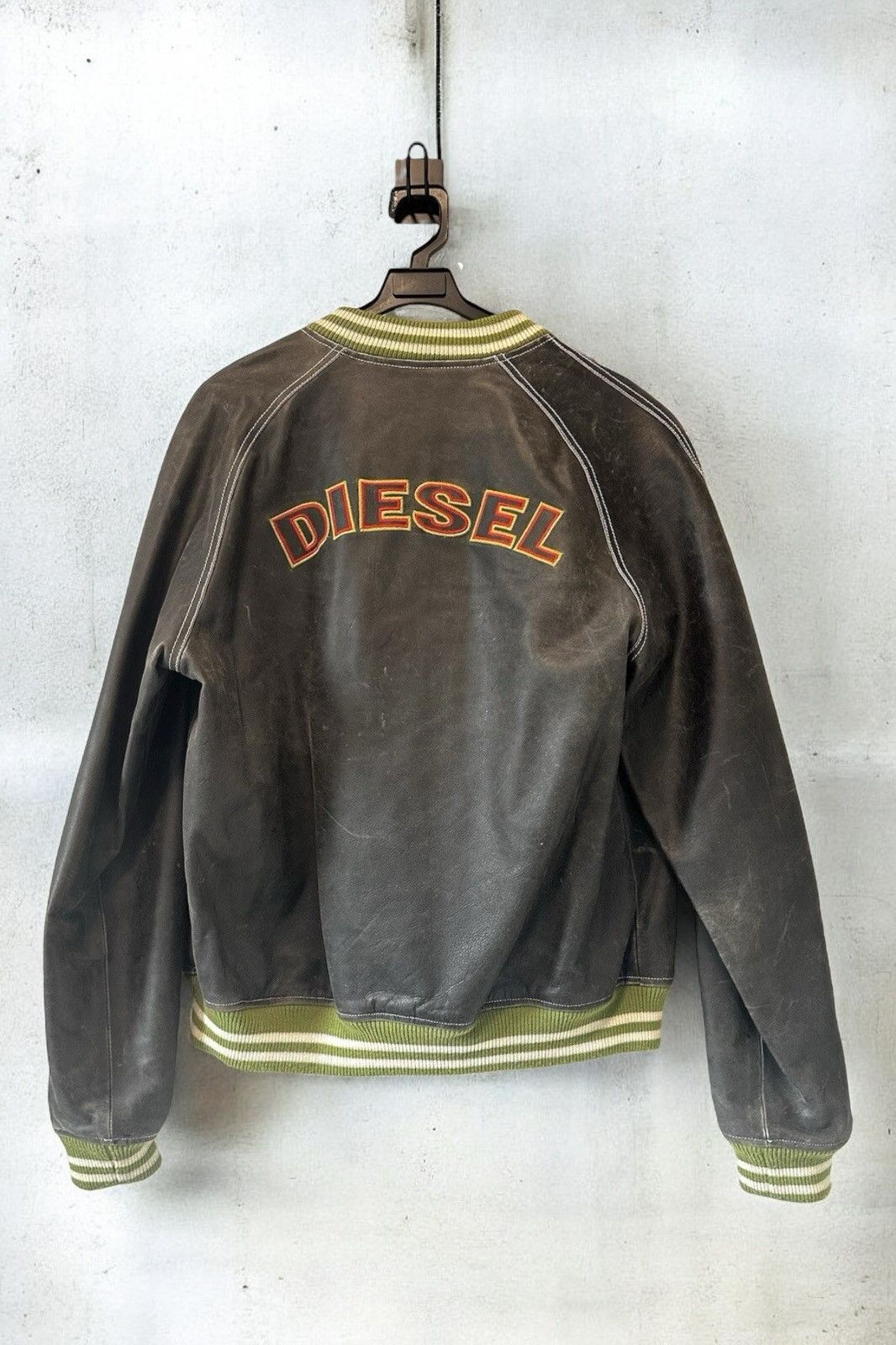 Diesel Diesel Spellout Leather bomber Jacket made in italy Size S / US 4 / IT 40 - 1 Thumbnail