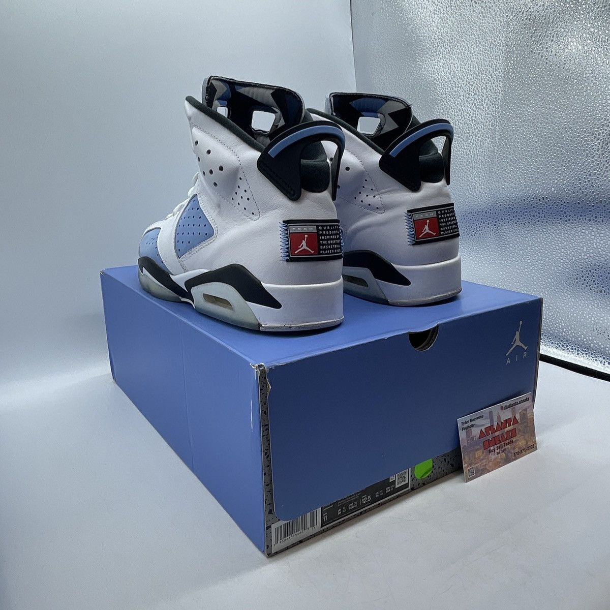 Jordan Brand Air Jordan 6 UNC home Size US 11 / EU 44 - 4 Thumbnail