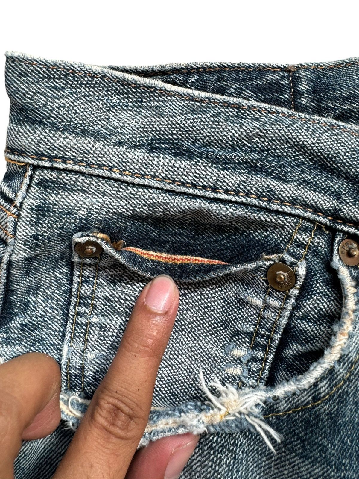 If Six Was Nine Vintage Edwin 505 Selvedge Distressed Short Jeans Size US 31 - 6 Thumbnail