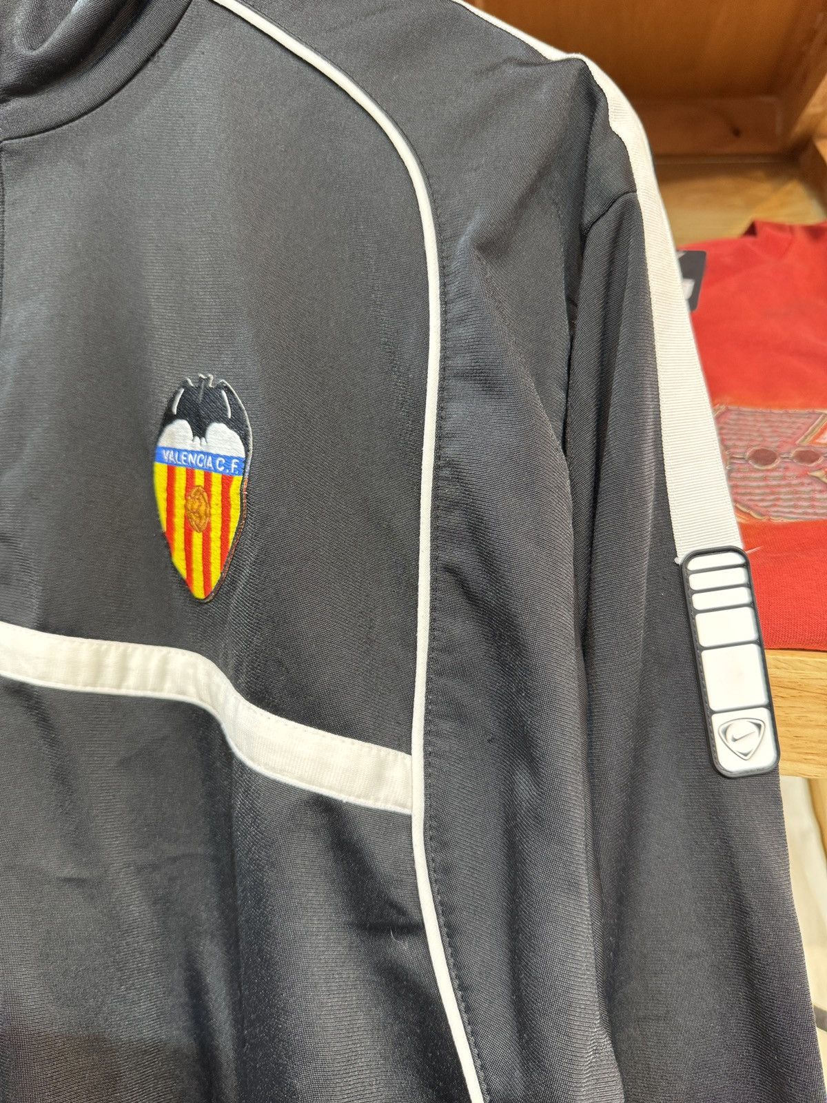 Nike Vintage Valencia CF 2001-02 Total 90 Track Jacket Size US L / EU 52-54 / 3 - 4 Thumbnail