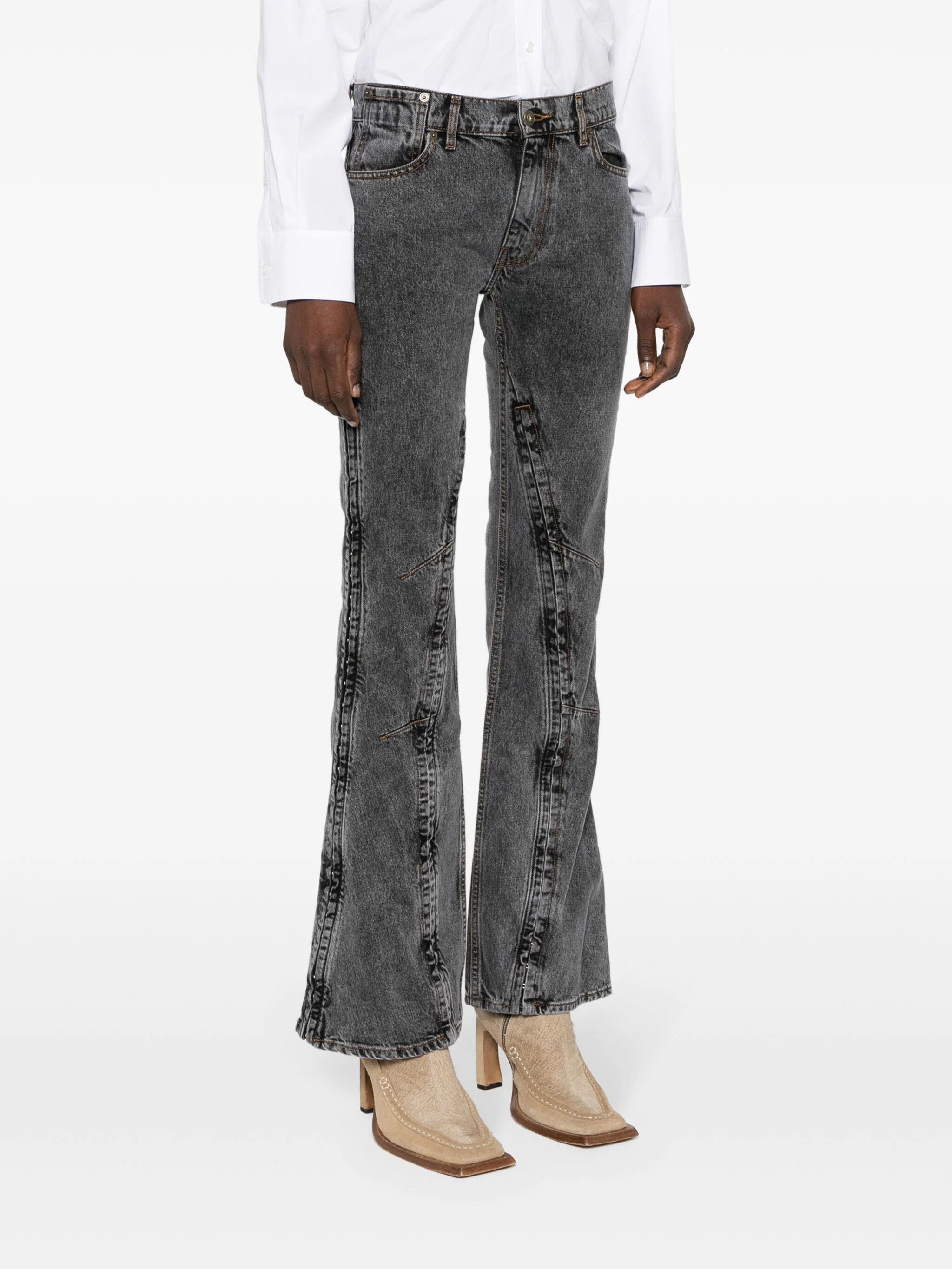 Y/Project o1s22i1n0924 Hook-And Eye Flared Jeans in Black Size 26" / US 2 / IT 38 - 3 Thumbnail