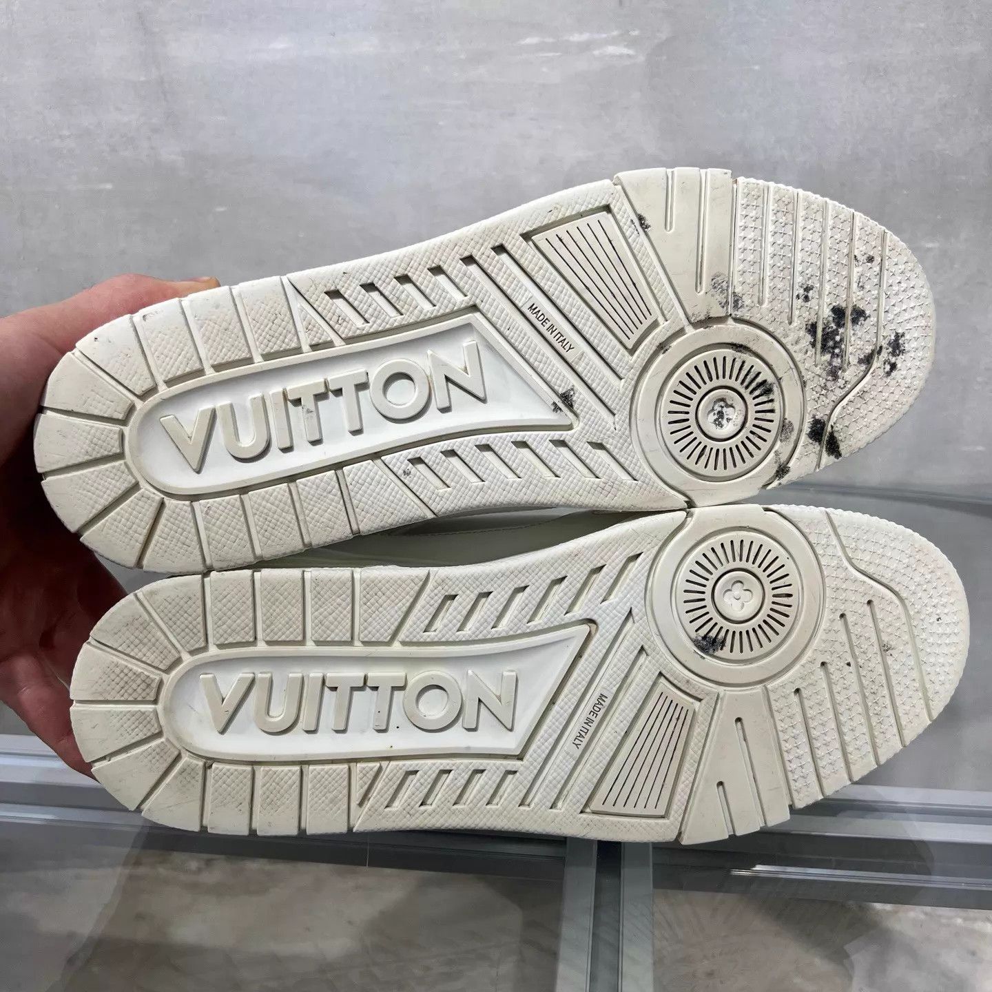 Louis Vuitton LV Trainer white UK8 / 42 Size US 9 / EU 42 - 7 Thumbnail