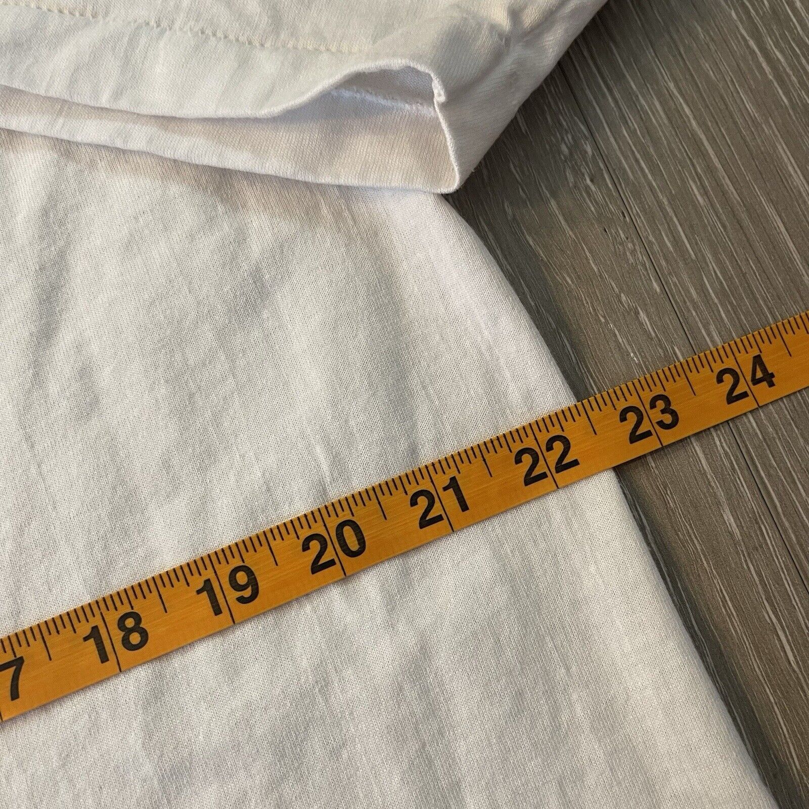 Fruit Of The Loom Vtg Blessed Is She Who Hums SIZE XL 50/50 Made In USA Rare Size US XL / EU 56 / 4 - 7 Thumbnail