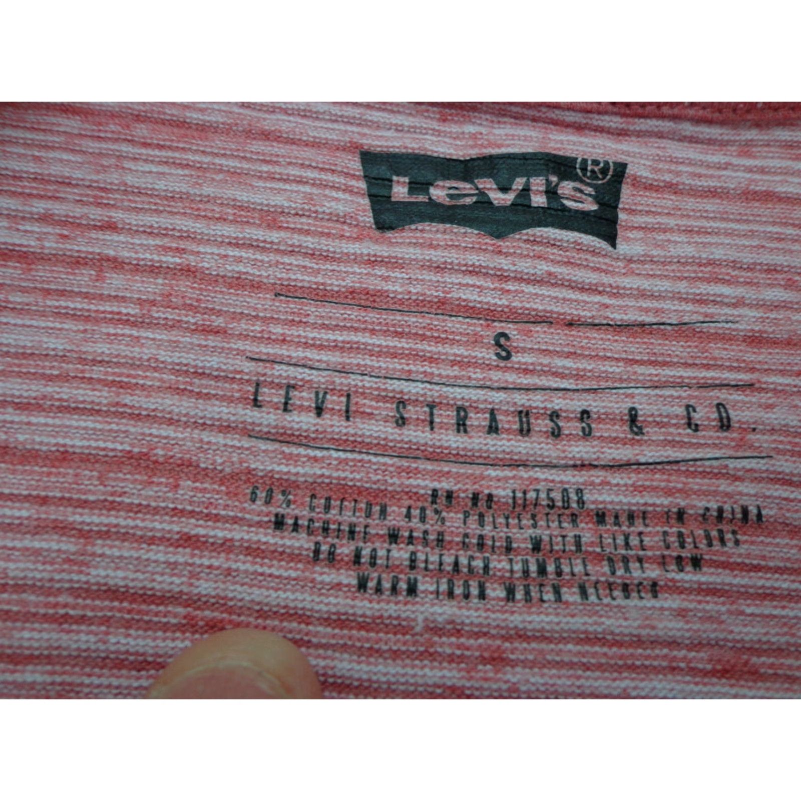 Levi's Levi's Pocket Tee Shirt Small Crew Neck Short Sleeve Red Logo Cotton Blend Men Regular Size S Size US S / EU 44-46 / 1 - 3 Thumbnail