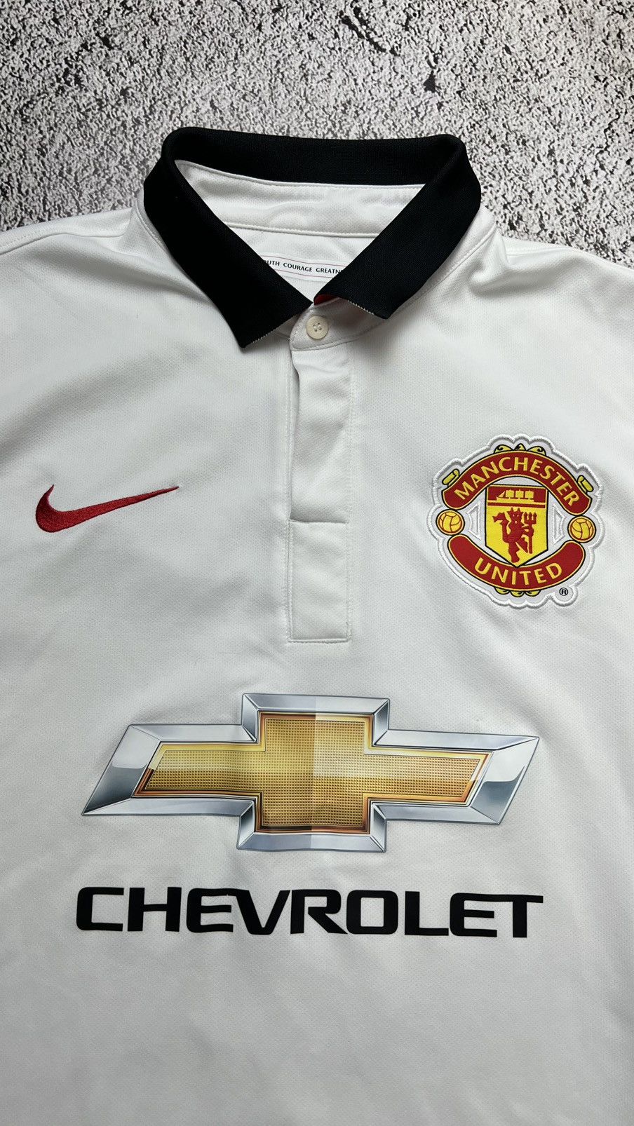 Nike 2014-2015 Manchester United Luke Shaw nike jersey Size US M / EU 48-50 / 2 - 4 Thumbnail