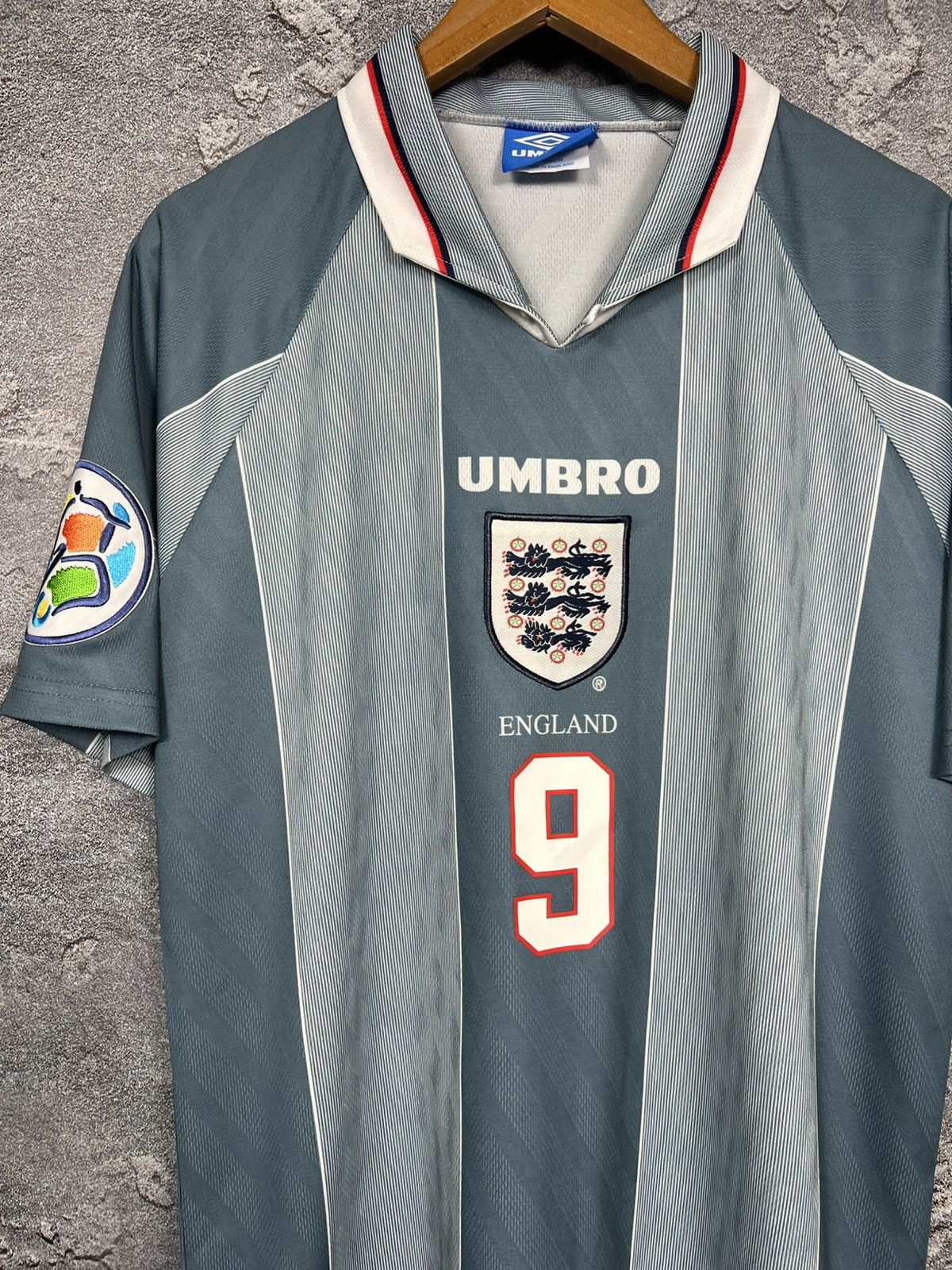 Umbro Vintage Umbro 1996 England #9 Shearer Jersey T-shirt Size US L / EU 52-54 / 3 - 6 Thumbnail