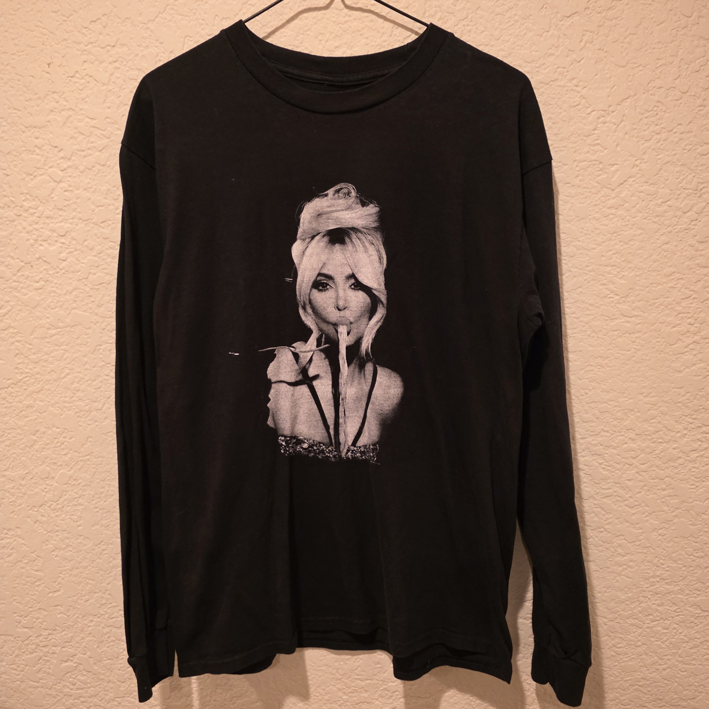 Kim Kardashian kim k ls tee sz m Size US M / EU 48-50 / 2 - 3 Thumbnail