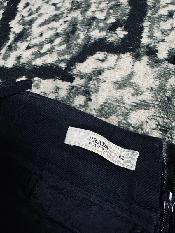 Prada Prada 42 italy navy blue trousers Size 42" / US 20 - 4 Thumbnail