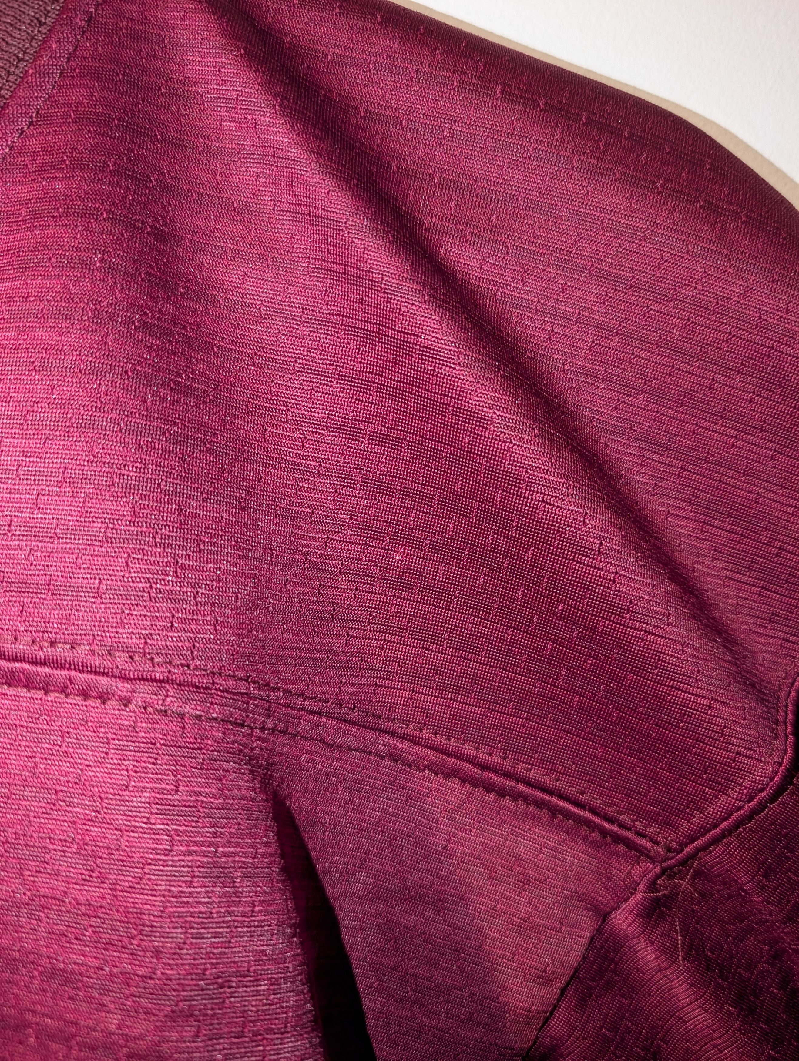 NCAA Vintage 90s Huskies #86 Maroon Football Jersey Made USA Boxy Size US M / EU 48-50 / 2 - 8 Thumbnail