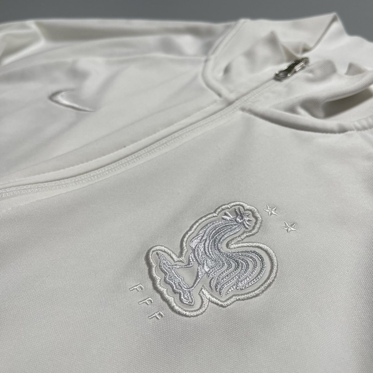 Nike × Vintage FRANCE NIKE 2020 EURO FOOTBALL TRAINING ANTHEM TRACK TOP Size US M / EU 48-50 / 2 - 4 Thumbnail