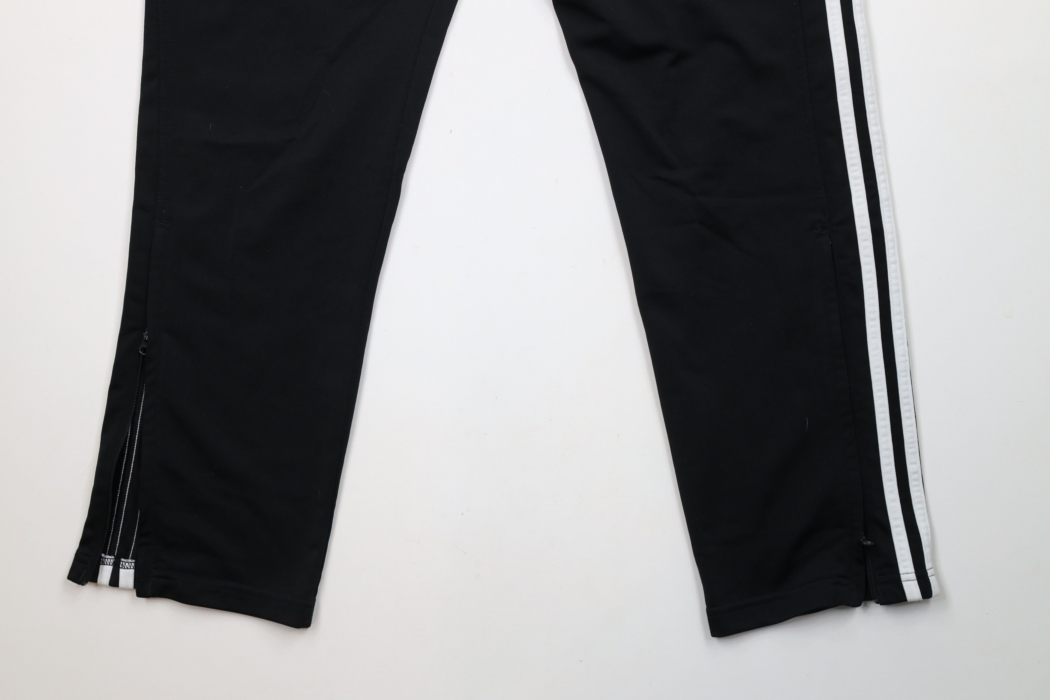 Adidas × Vintage Vintage Adidas Striped Tapered Leg Soccer Warm Up Sweatpants Size US 38 / EU 54 - 12 Thumbnail