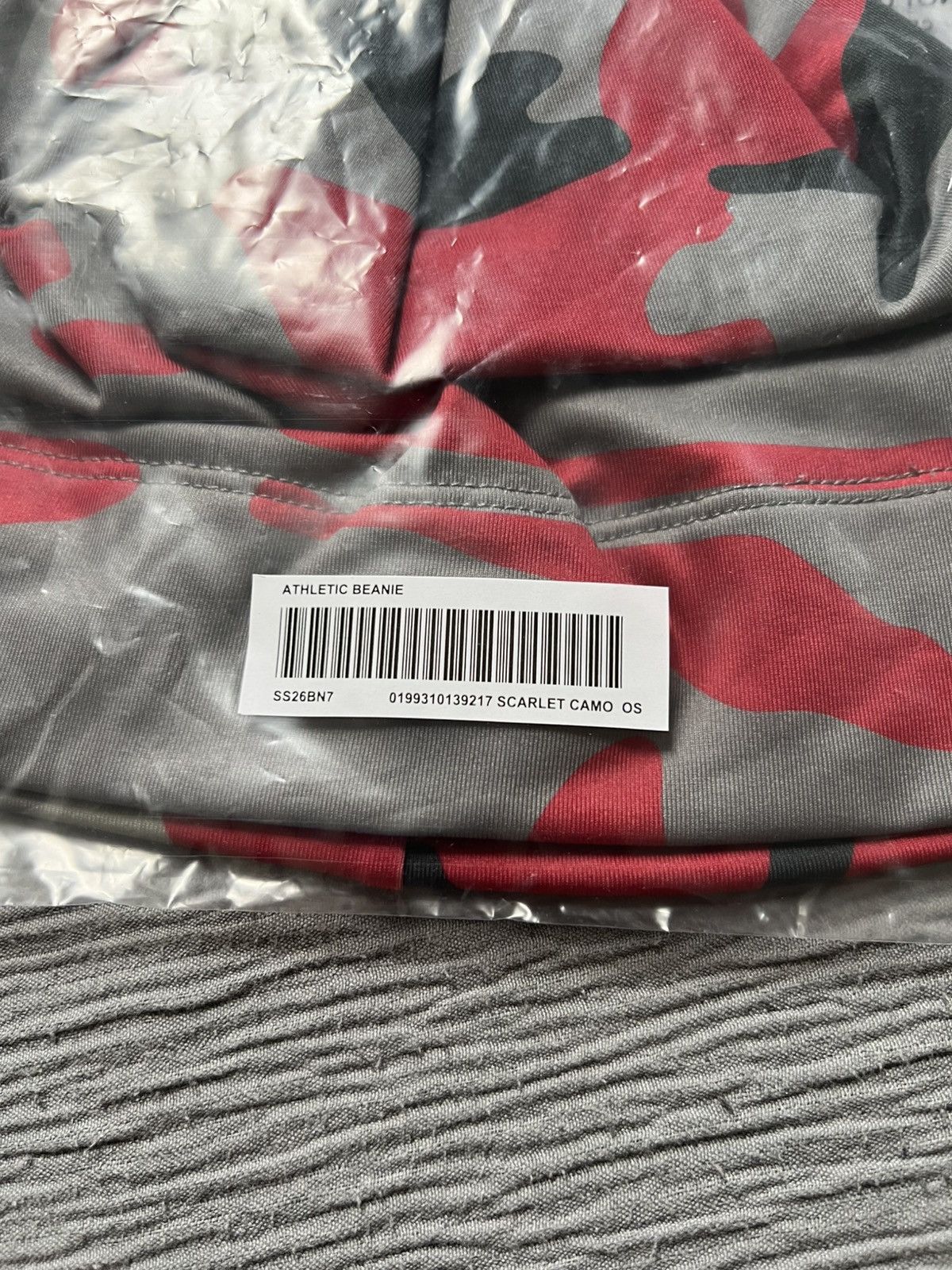 Supreme Supreme Base Layer Beanie Red Camo Size ONE SIZE - 3 Thumbnail