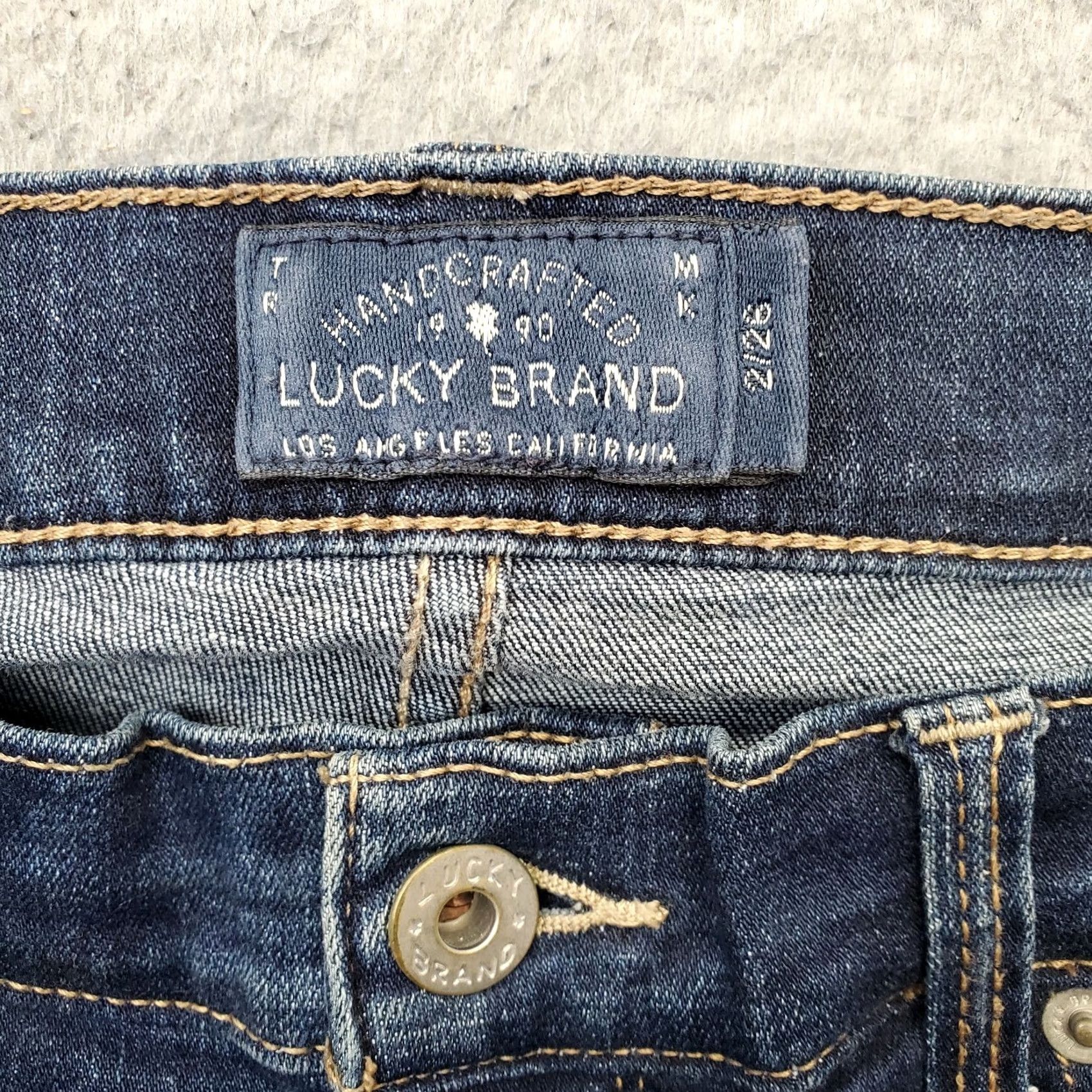 Lucky Brand Lucky Brand Brooke Skinny Jeans Womens 2/26 Blue Denim Faded Whiskered Raw Hem Denim Jeans Slim 5-Pocket Womens Size 2 Blue - Pre-owned Size 26" / US 2 / IT 38 - 7 Thumbnail