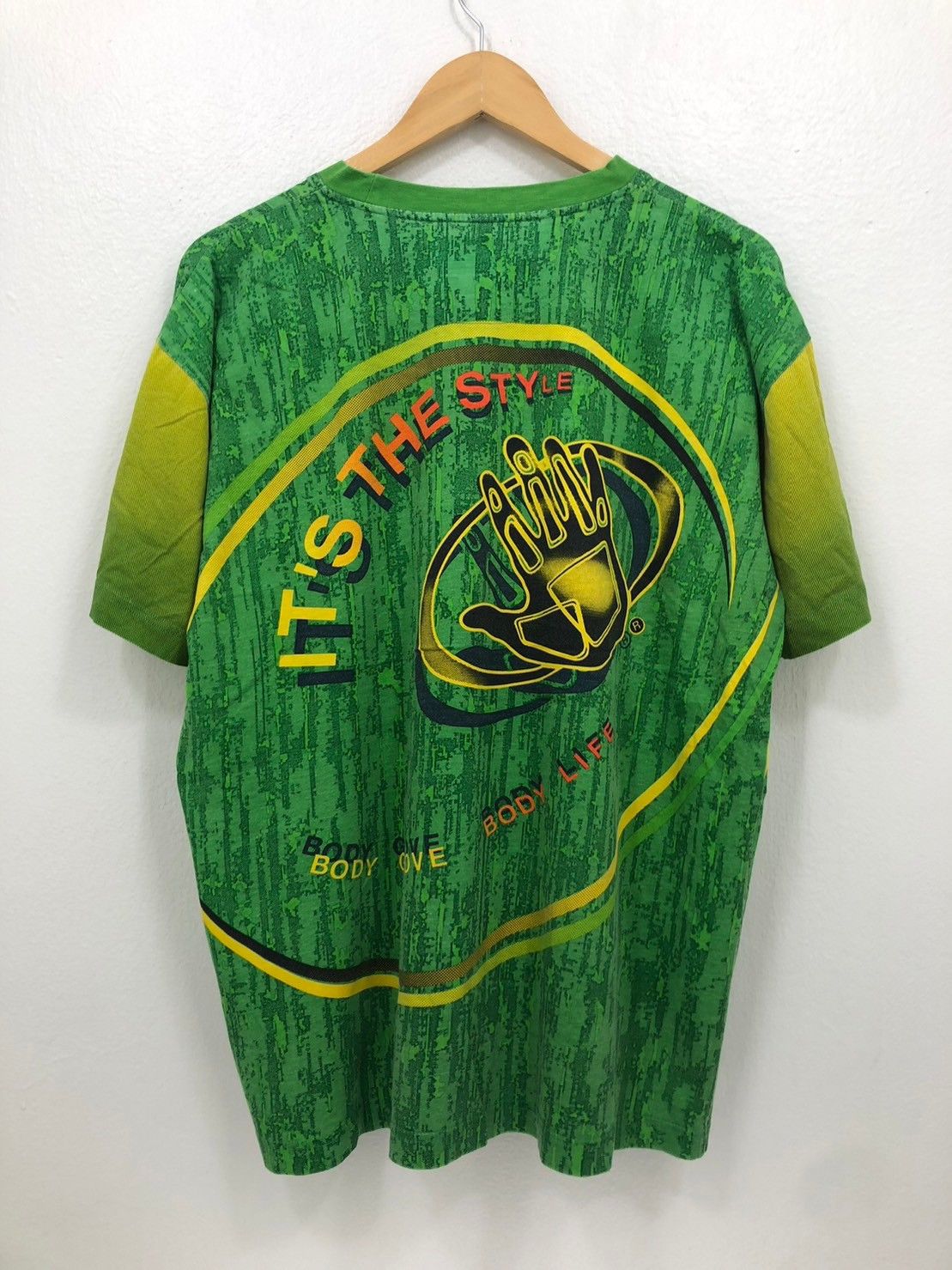 Body Glove × Vintage Vintage 90's Body Glove Over Print shirt wts01 Size US L / EU 52-54 / 3 - 4 Thumbnail