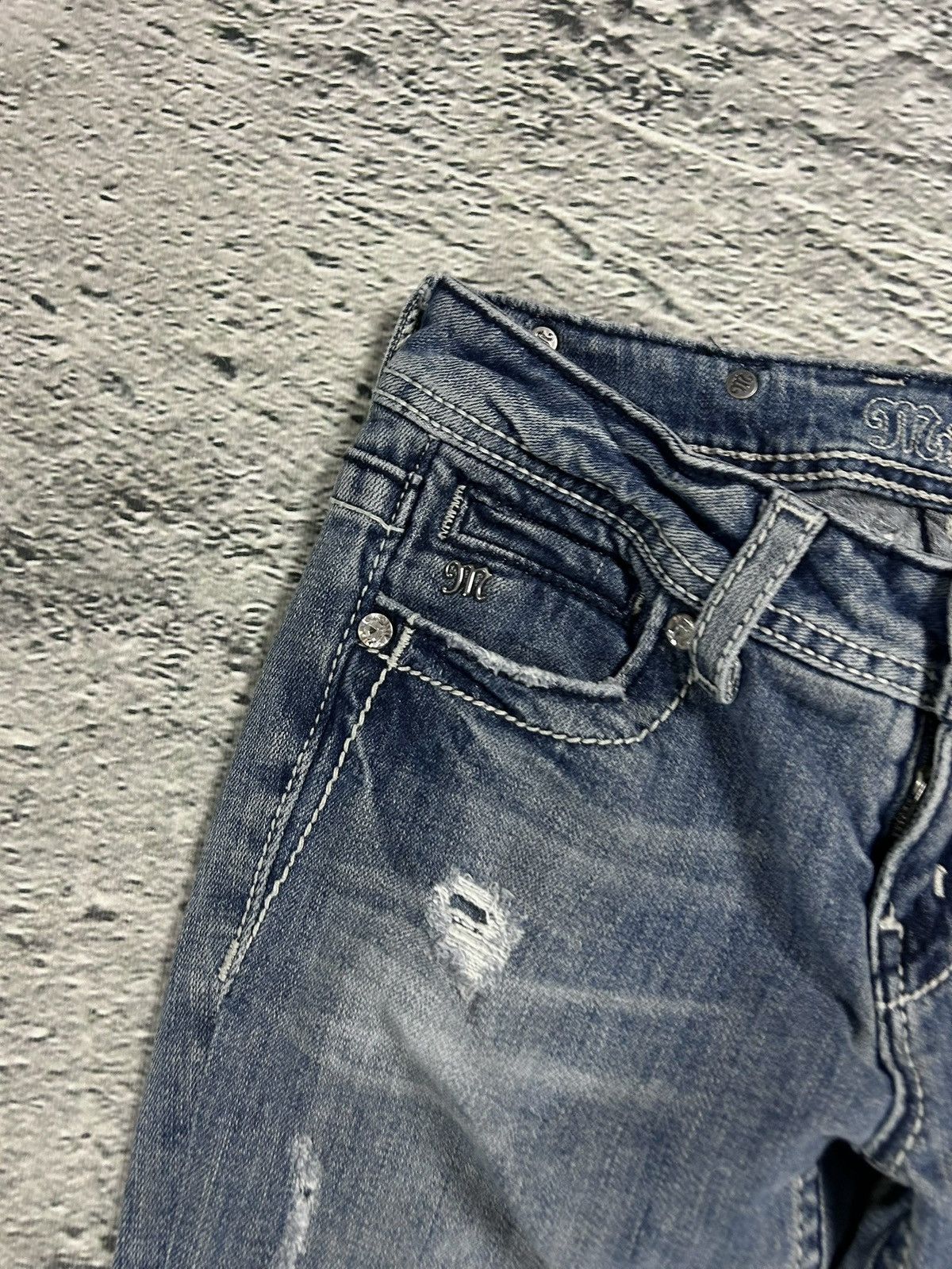 Miss Me Miss Me flared bootcut white stitching denim vintage y2k Size 26" / US 2 / IT 38 - 8 Thumbnail