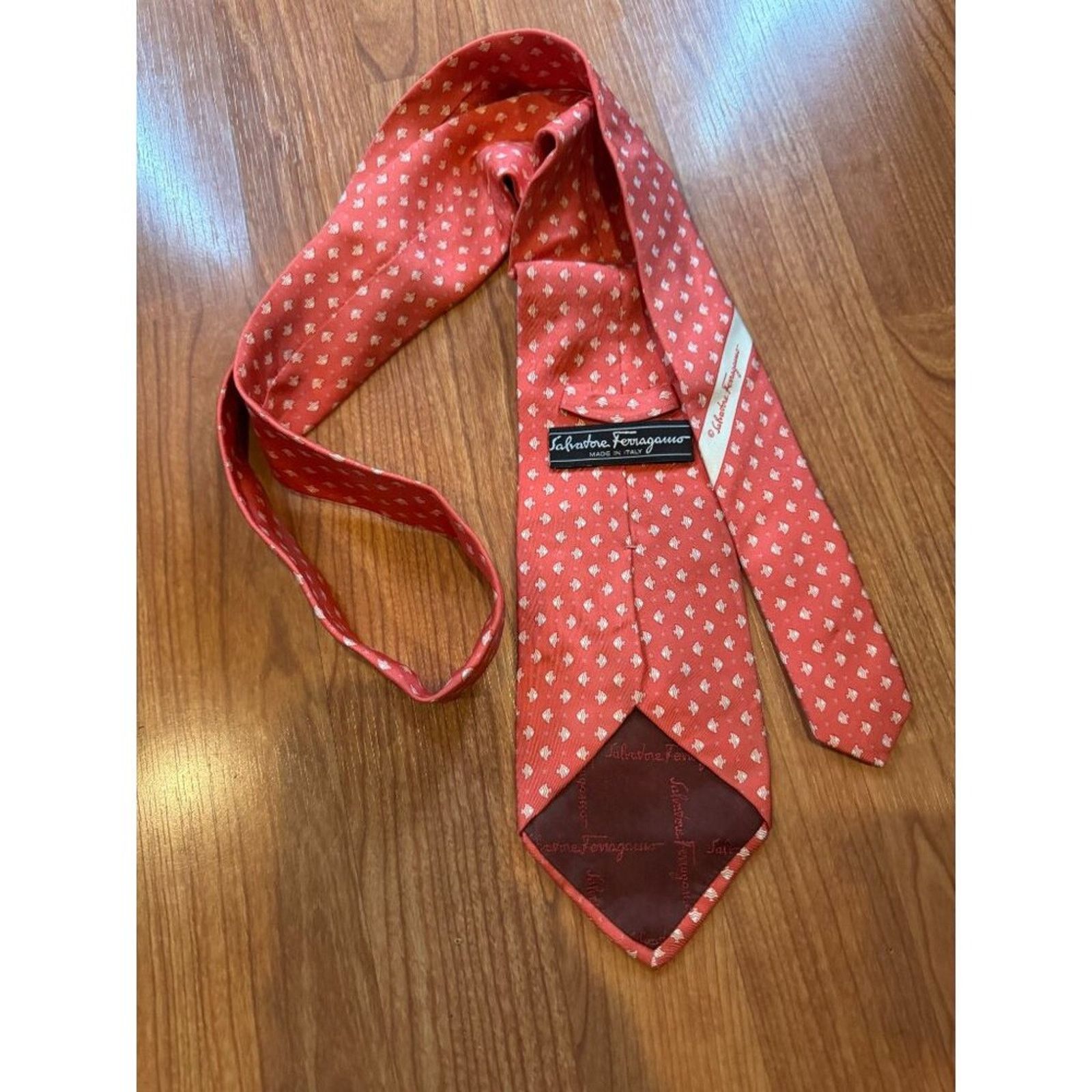 Salvatore Ferragamo Men's Salvatore Ferragamo Beautiful Angel Fish Tie Size ONE SIZE - 3 Thumbnail