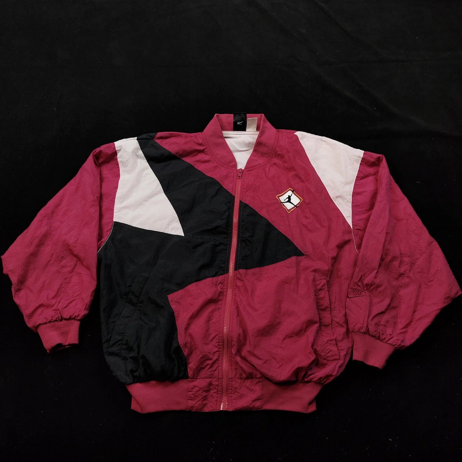 image of Jordan Nike Vintage Nike Jordan Windbreaker Nylon 90's Retro Jumpman in Red White (Size Medium)