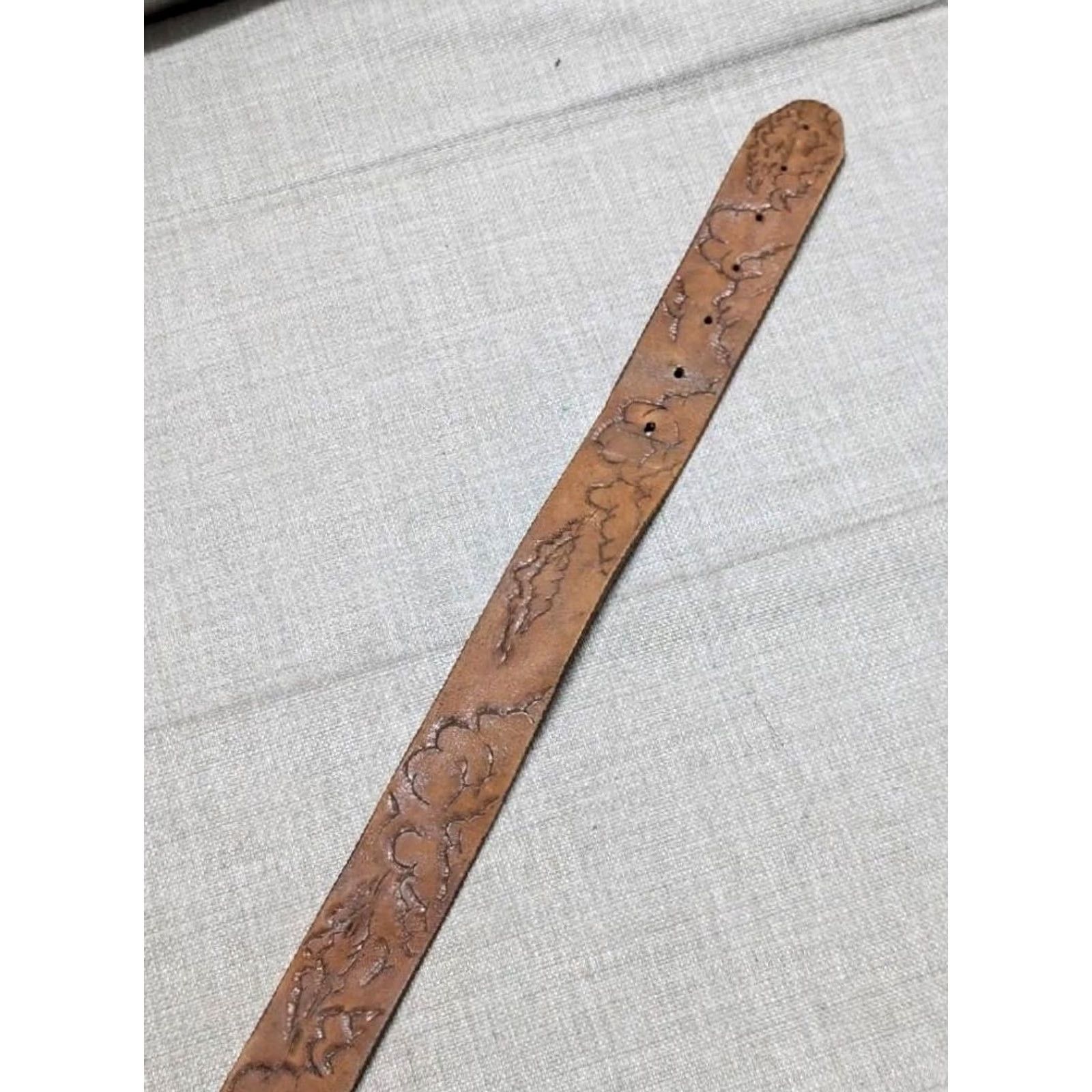Vintage VINTAGE handcrafted western belt belt 36 brown leather cowhide Mens 36 belt Western Buckle 1970s Birds Clouds Sky Size 36 - 3 Thumbnail
