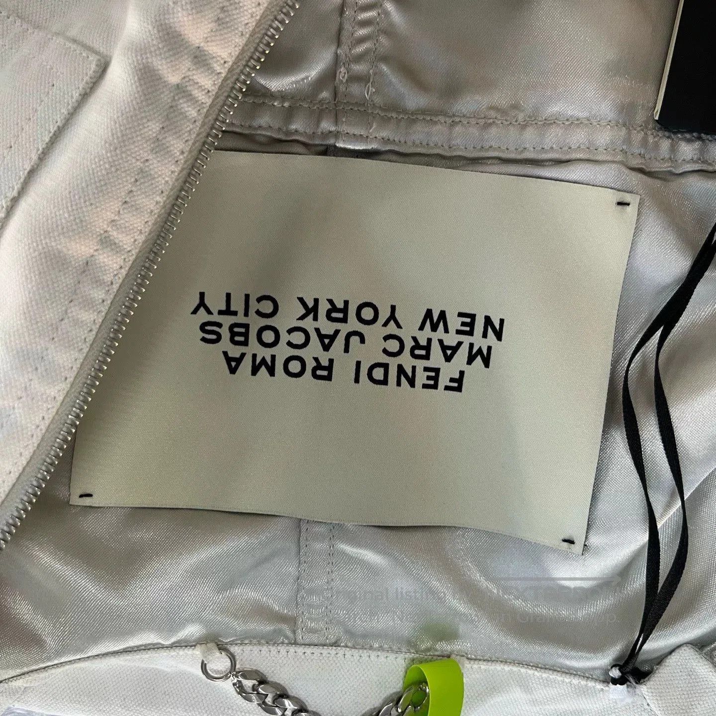 Fendi fendi x marc jacobs white denim jacket. Size S / US 4 / IT 40 - 3 Thumbnail