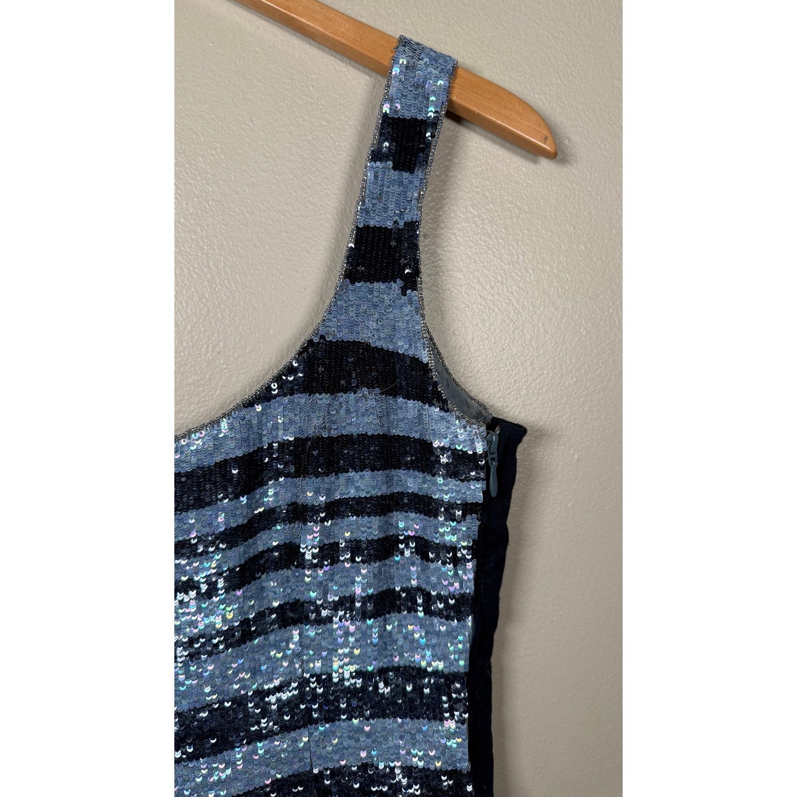 Escada Vintage Escada Sequined Tank Top size 34IT/4 US Size S / US 4 / IT 40 - 10 Thumbnail