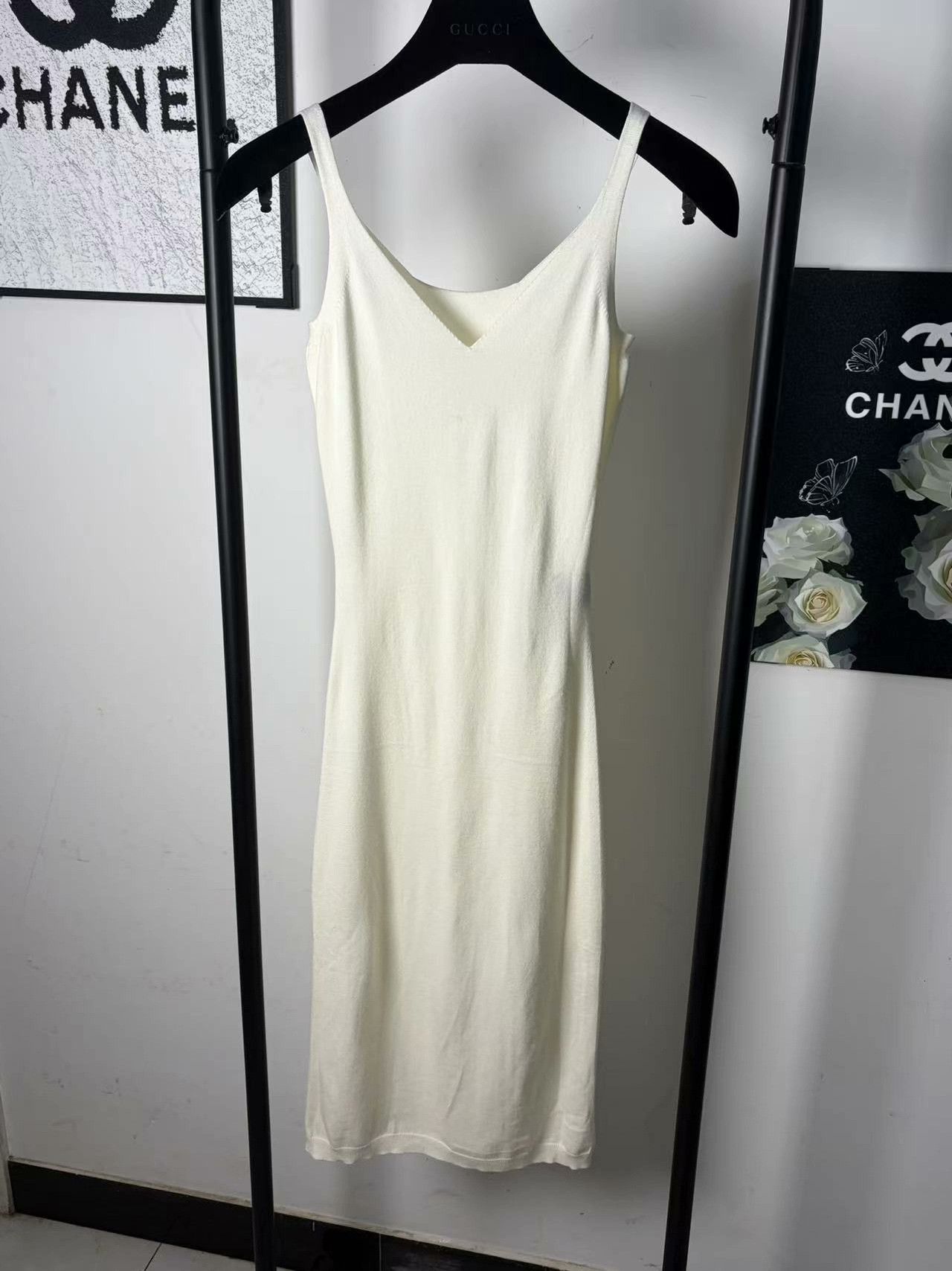 Fendi Fendi Knit White T-Shirt M Women Size M / US 6-8 / IT 42-44 - 1 Thumbnail