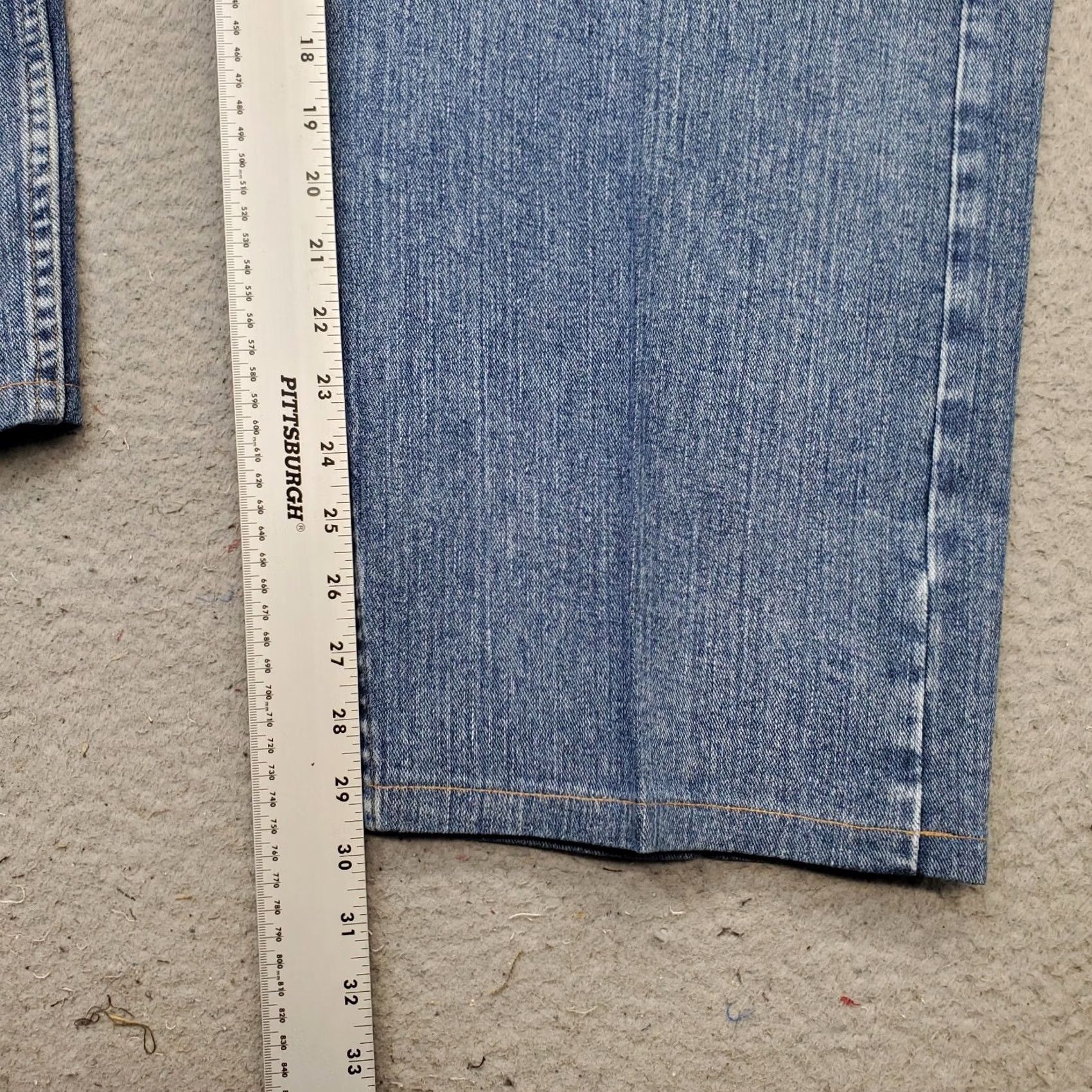 Wrangler VINTAGE Wrangler Straight Leg Jeans Men 48x30 Blue Denim Relaxed Fit Medium Wash Stretch Jeans Mens 48 Jeans Blue Denim Welfare Size US 32 / EU 48 - 4 Thumbnail