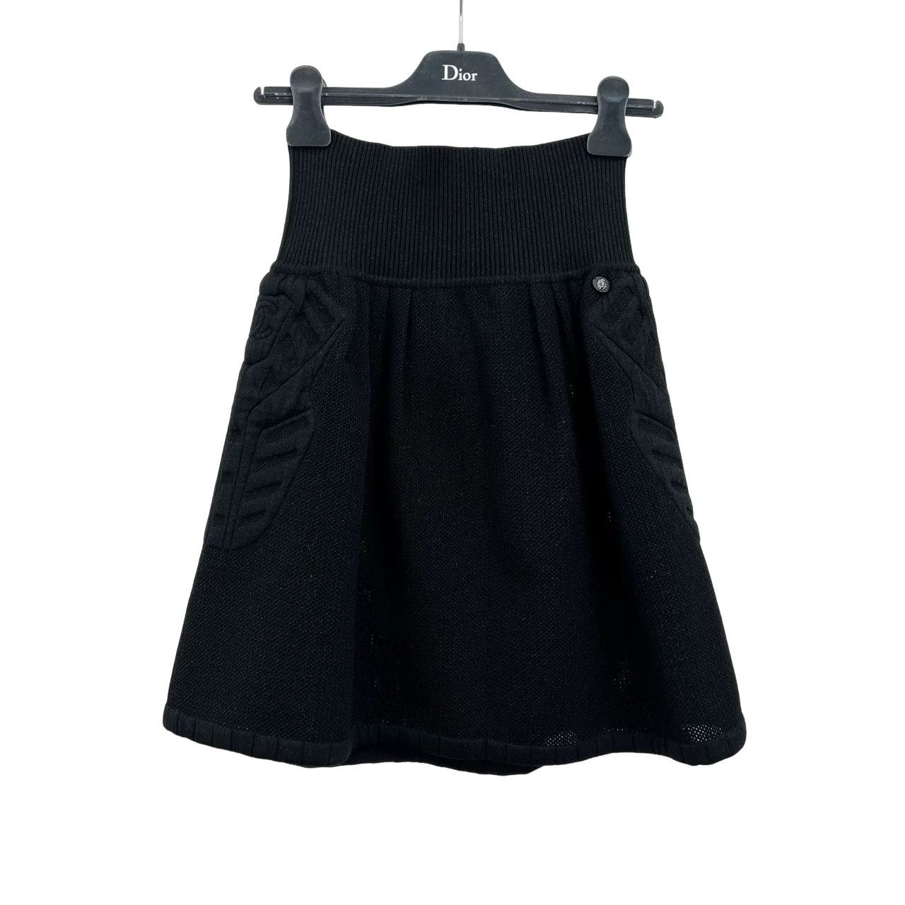 Chanel Chanel Embossed Logo Knit Skirt Size 38 Size 27" / US 4 / IT 40 - 1 Thumbnail