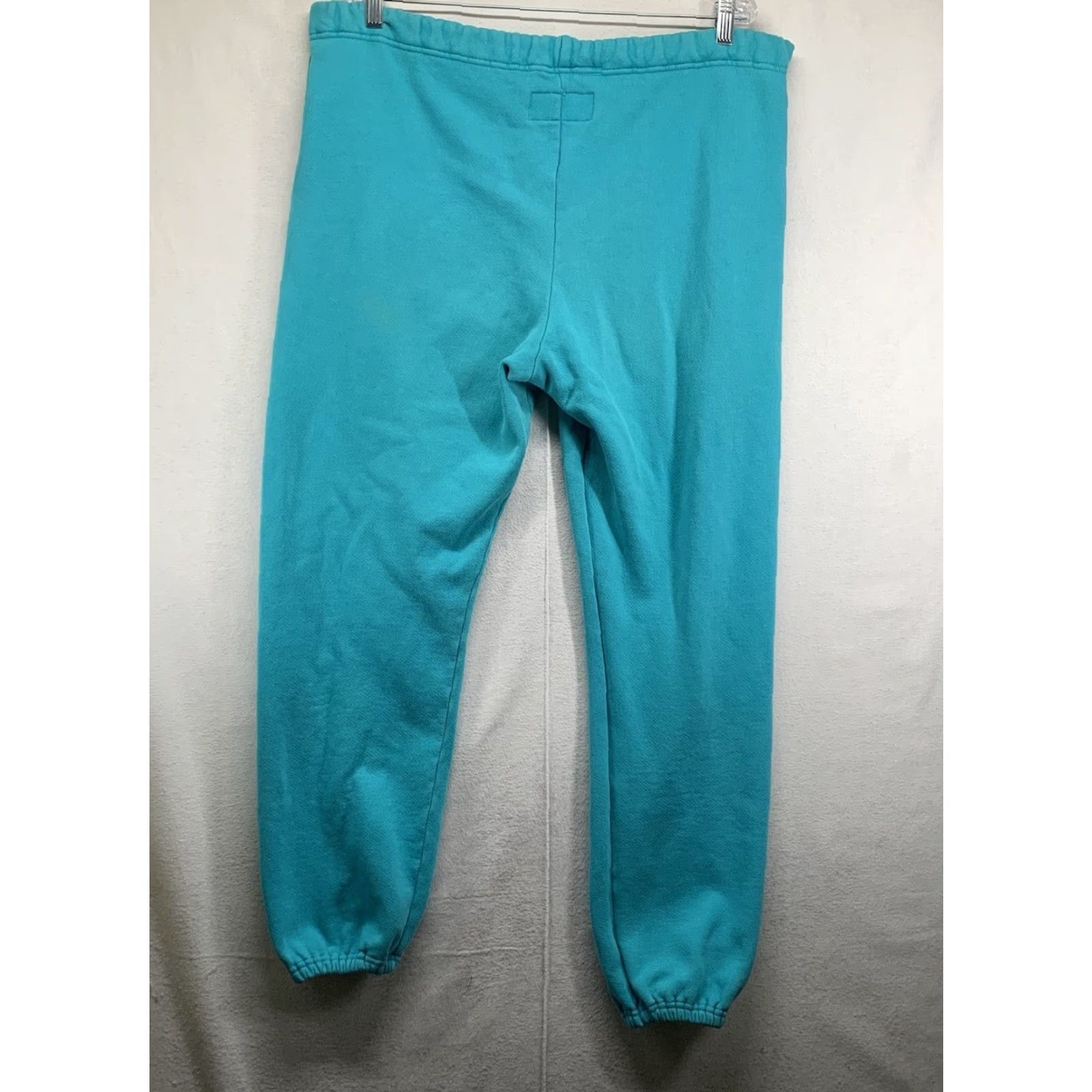 Russell Athletic VINTAGE Russell Athletic Sweatpants Unisex Adults Large Blue 40 in 29 in Athletic Tapered Drawstring Pockets Easy Care USA 80s 90s Sports Streetwear Size US 33 - 2 Thumbnail