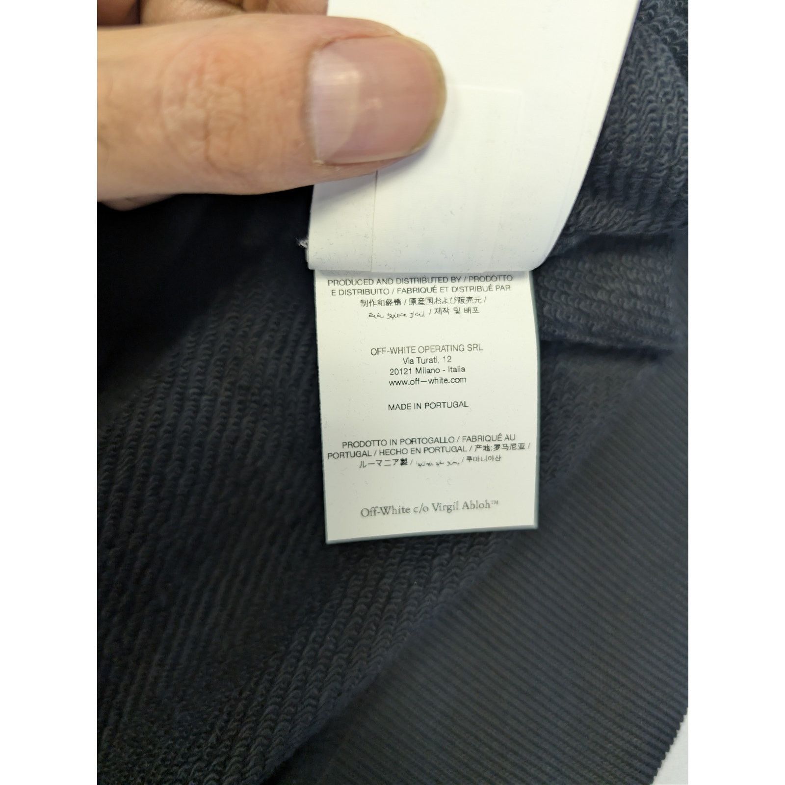 Off-White o1rshd1 Spray Can Arrow Skate Crewneck Sweater in Black Size US S / EU 44-46 / 1 - 19 Thumbnail