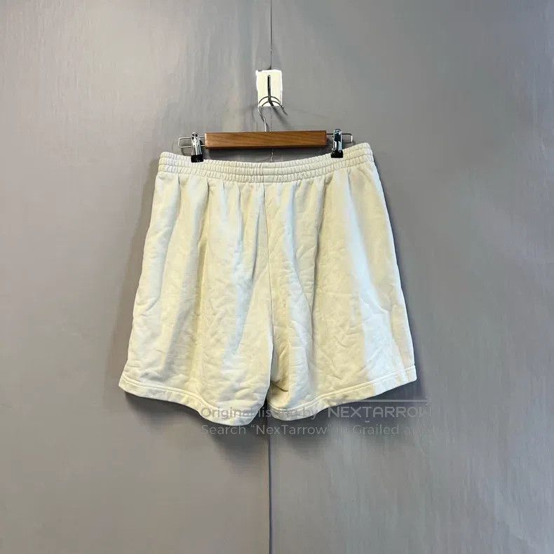 Balenciaga Balenciaga size M Coke shorts Size US 27 - 2 Thumbnail