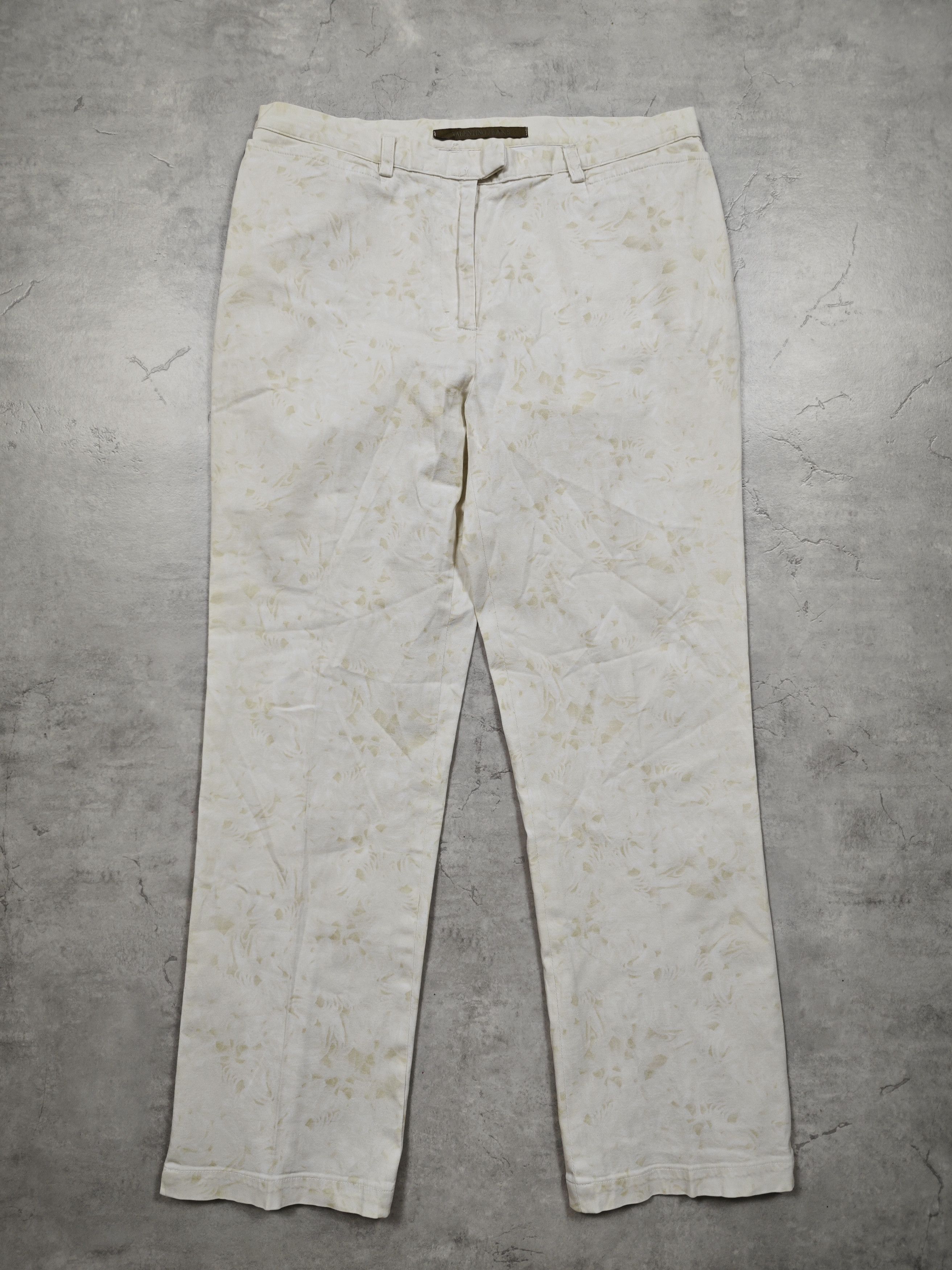 Valentino Valentino Vintage Luxury Jeans Size 26" / US 2 / IT 38 - 1 Thumbnail