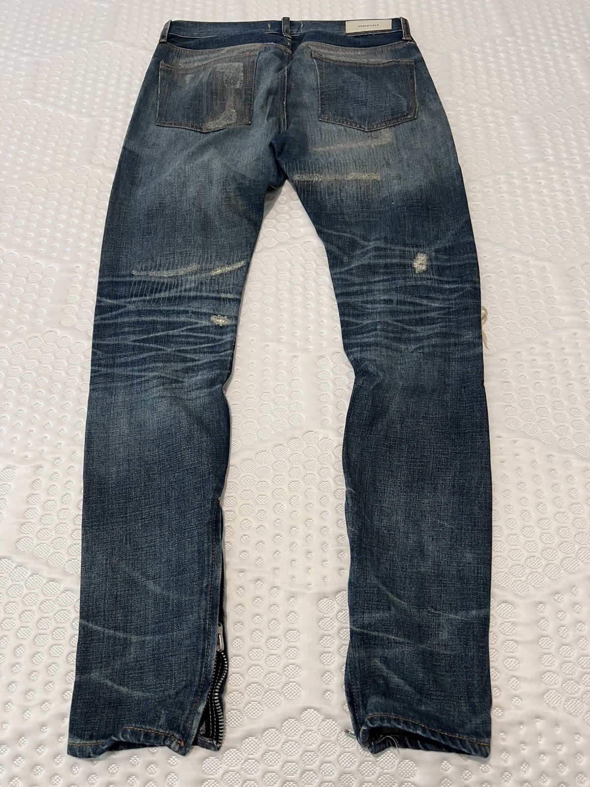 Fear of God Fear of God Essentials Distressed Denim Size US 32 / EU 48 - 2 Thumbnail