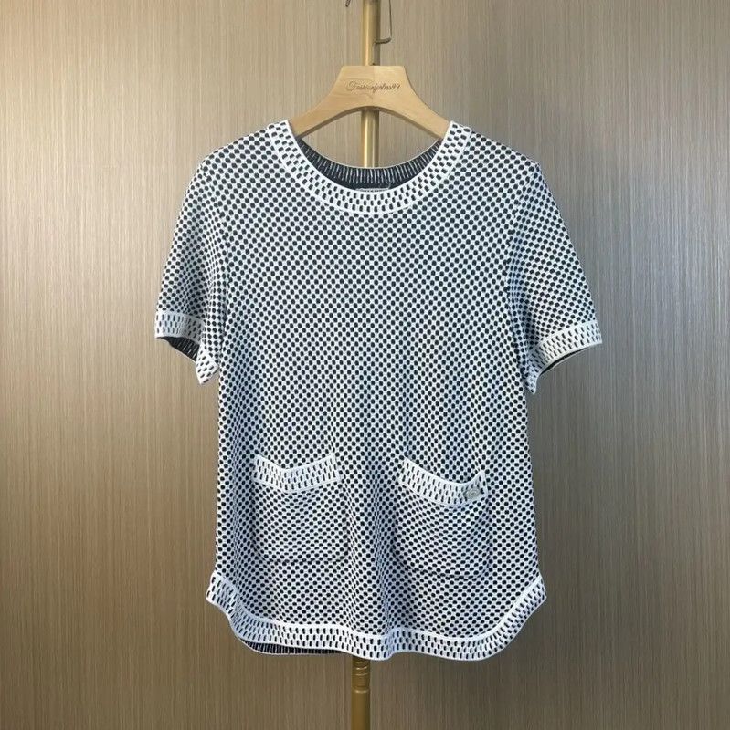 Chanel Chanel M Size Color Block Women's Pullover 0089 Size M / US 6-8 / IT 42-44 - 1 Thumbnail