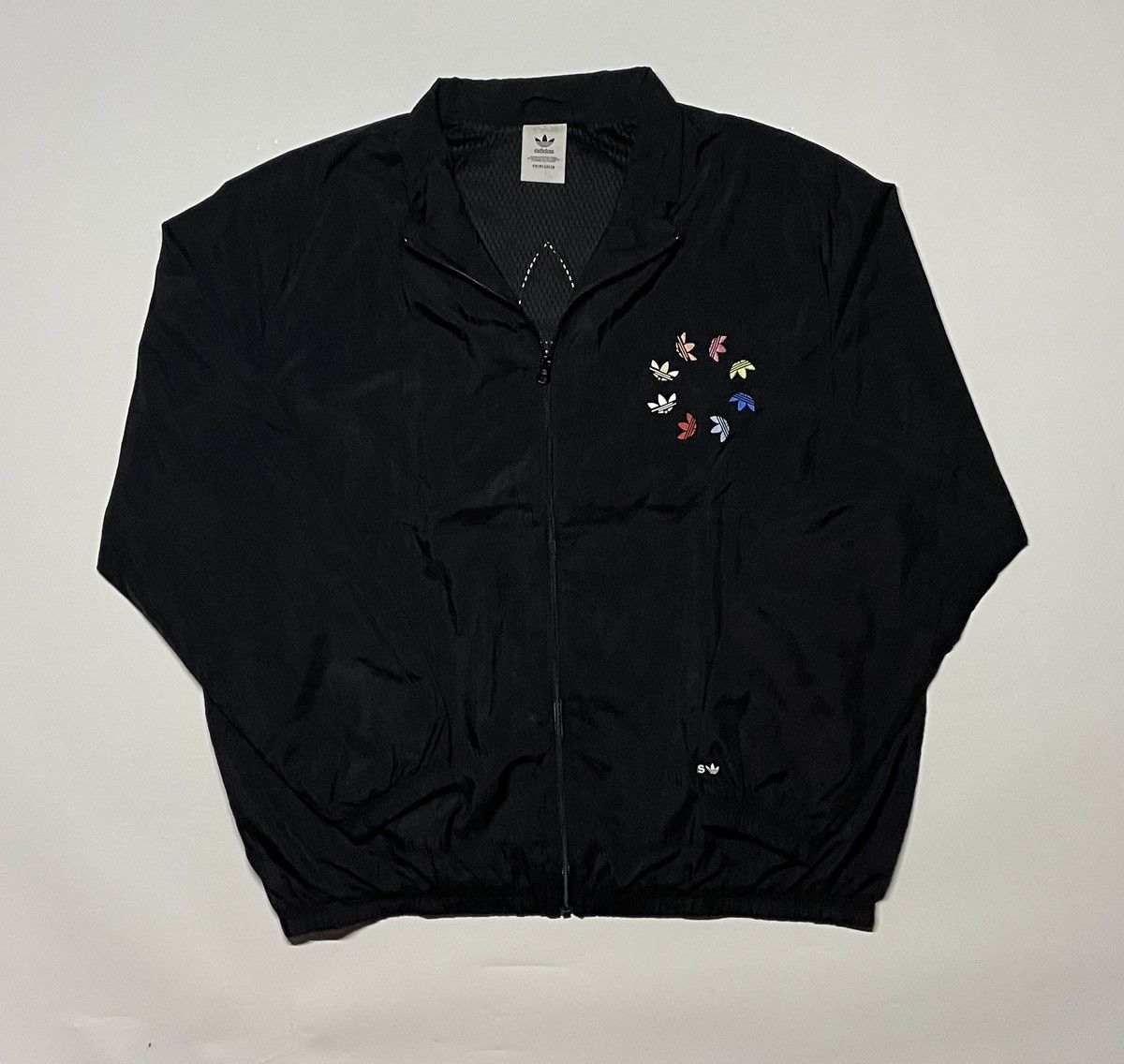 Adidas Adidas Adicolor Shattered Trefoil Woven Track Jacket Size US XL / EU 56 / 4 - 25 Thumbnail