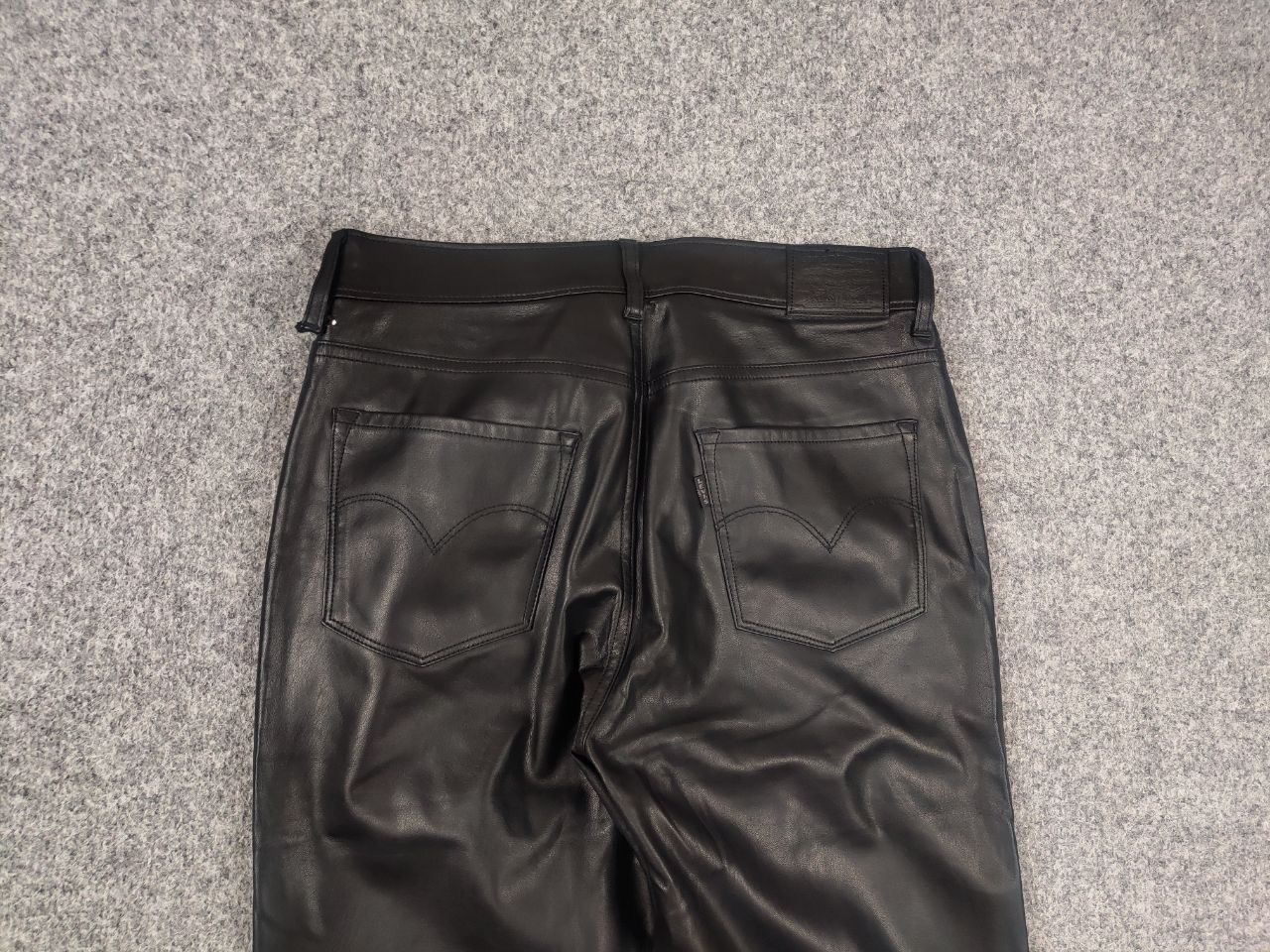 Levi's Vintage Levi's 720 Black Faux Leather high rise skinny Pants Size 29" - 12 Thumbnail